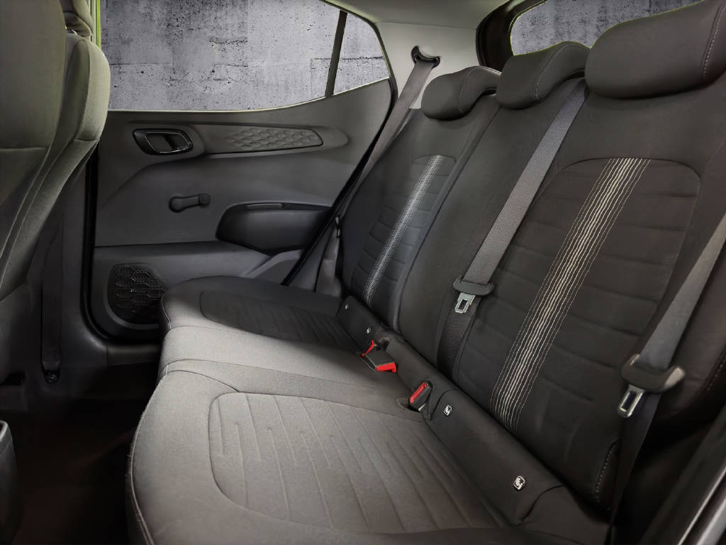 HYUNDAI i10 1.2 Amplia-image-10