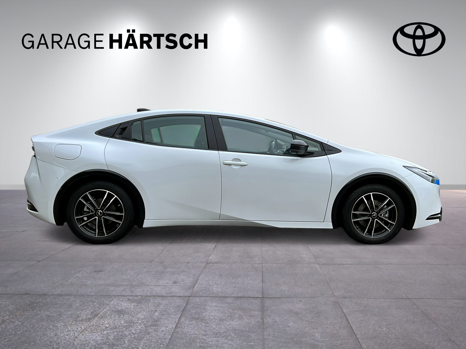 TOYOTA Prius 2.0 Plug-In-Hybrid Premium-image-7