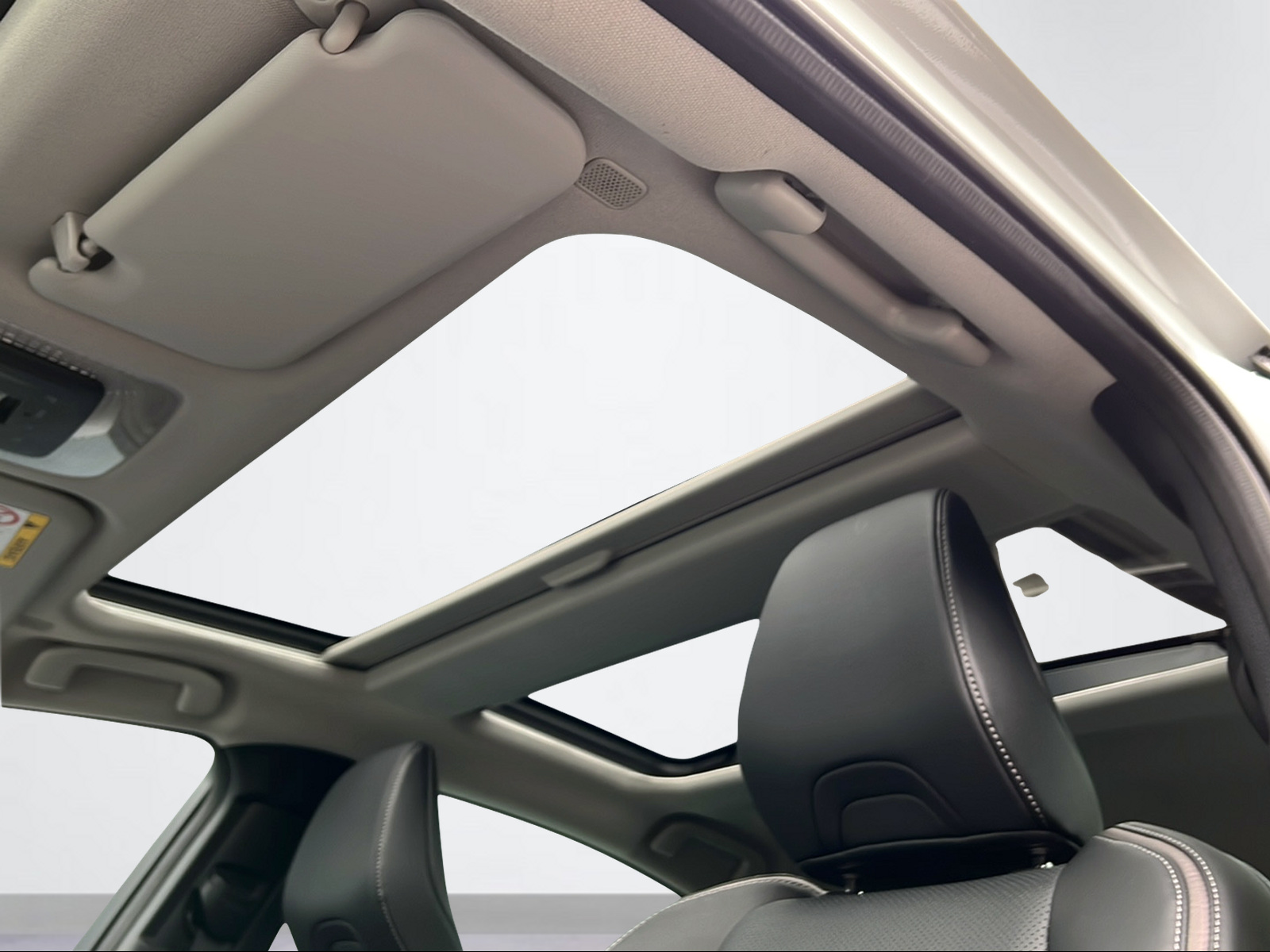 TOYOTA Prius 2.0 Plug-In-Hybrid Premium-image-15