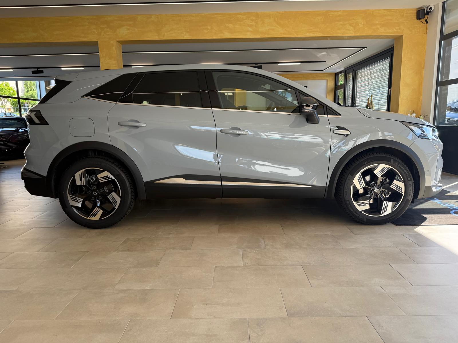 RENAULT Symbioz 1.3 Techno EDC-showroom-element-1