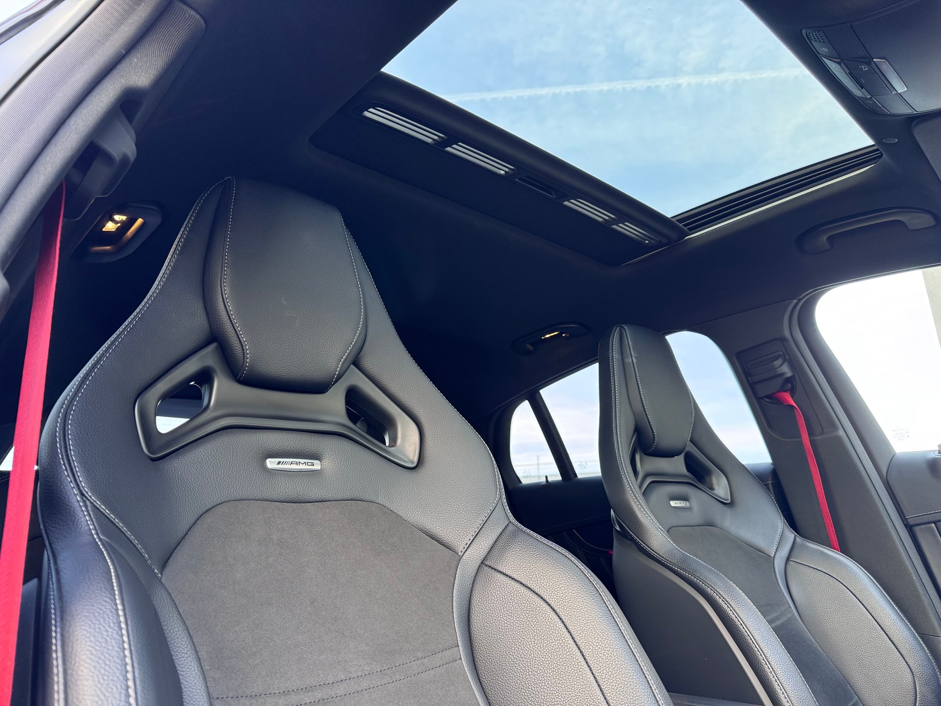 MERCEDES-BENZ GLC Coupé 63 S AMG 4Matic+ 9G-Tronic-image-11