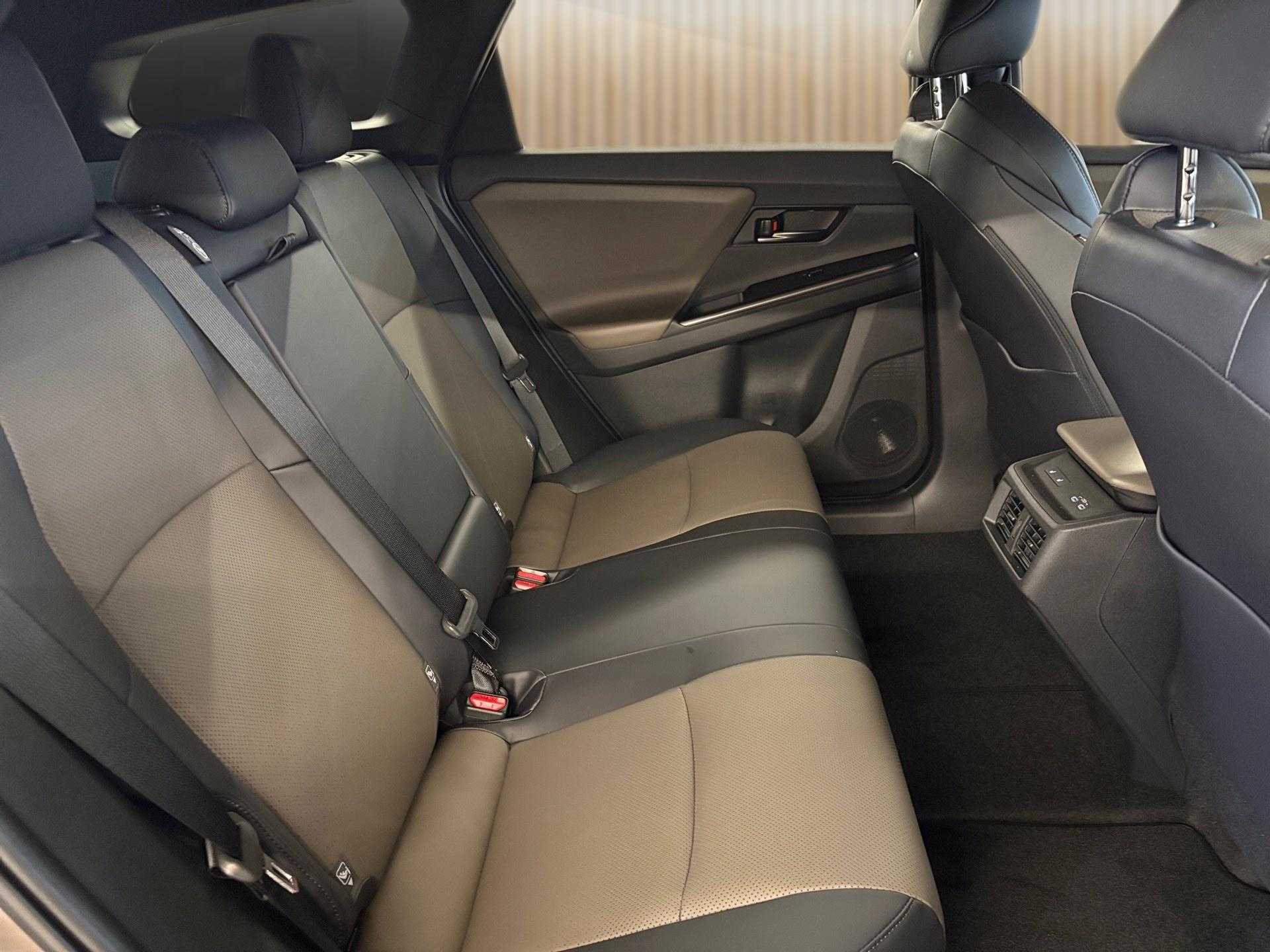 TOYOTA bZ4X Touring Premium 73,1 kWh AWD-image-13