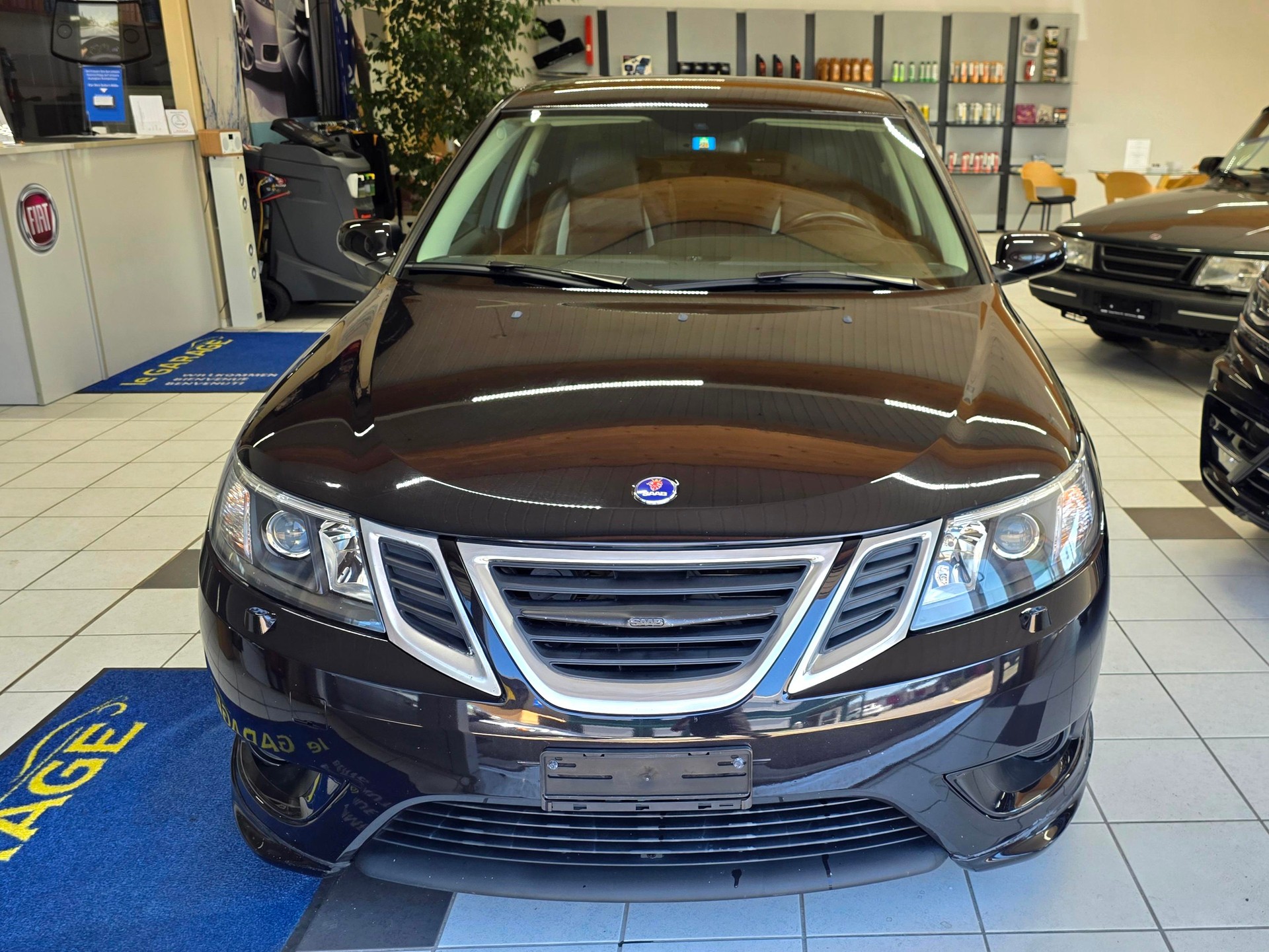 SAAB 9-3 2.0T Vector XWD Automatic-image-1