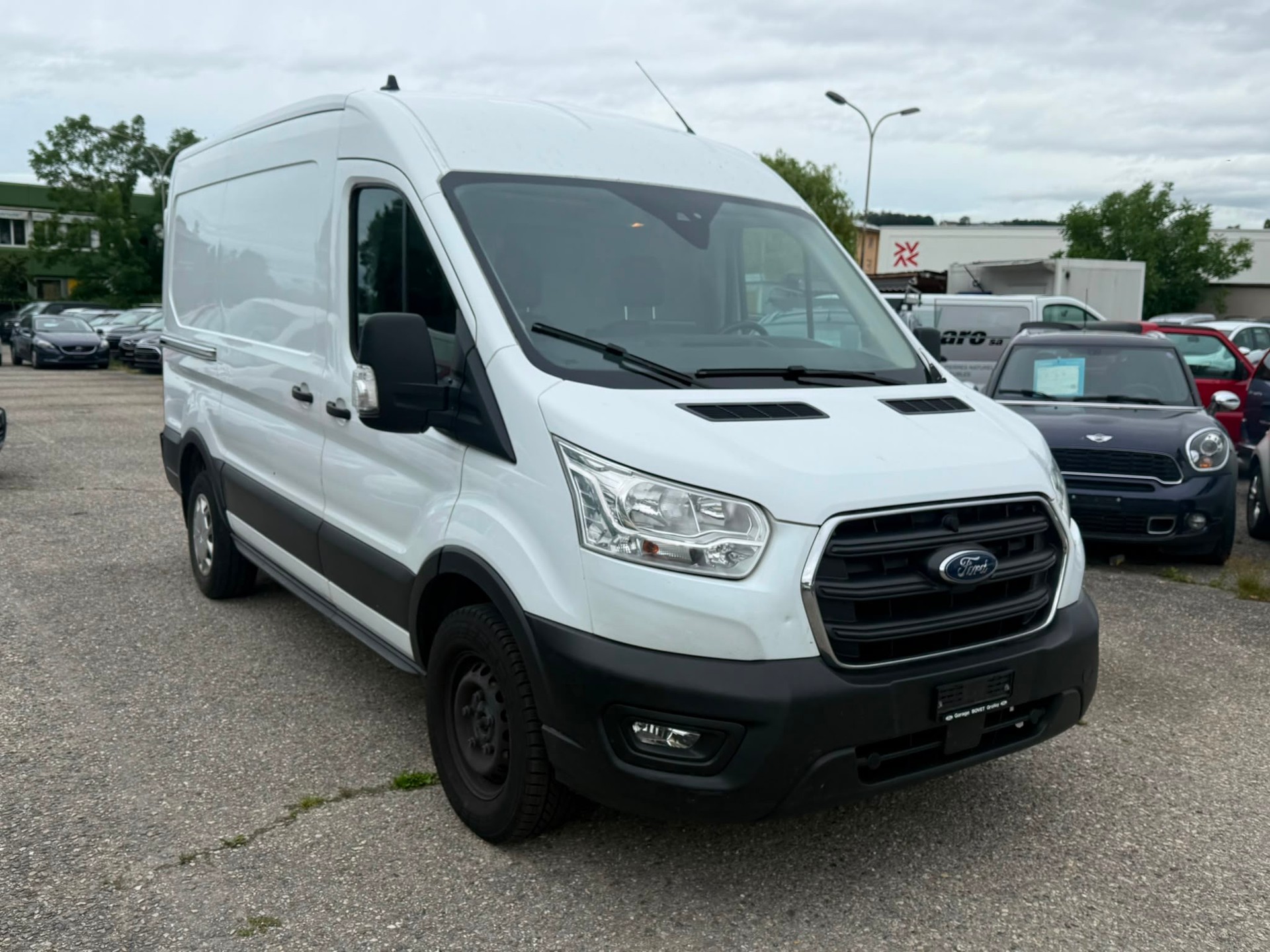 FORD Transit Van 350 L2 Limited 2.0 TDCi 130 HEV1 FWD-image-2