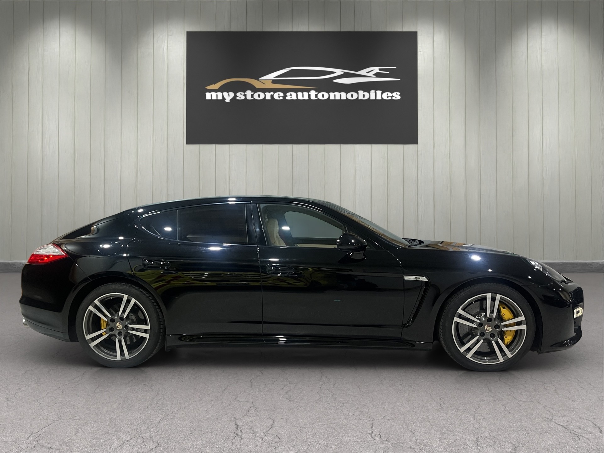 PORSCHE Panamera Turbo S 4.8 PDK-image-0