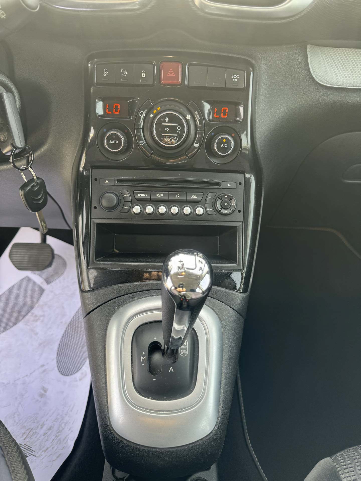 CITROEN C3 Picasso 1.6 e-HDi 90 Exclusive EGS-image-13