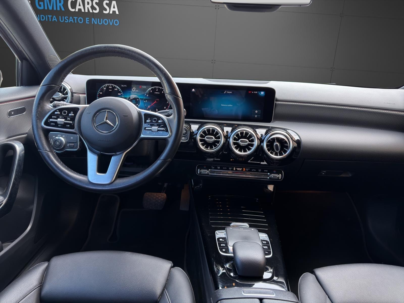 MERCEDES-BENZ A 200 Progressive 7G-DCT-image-7