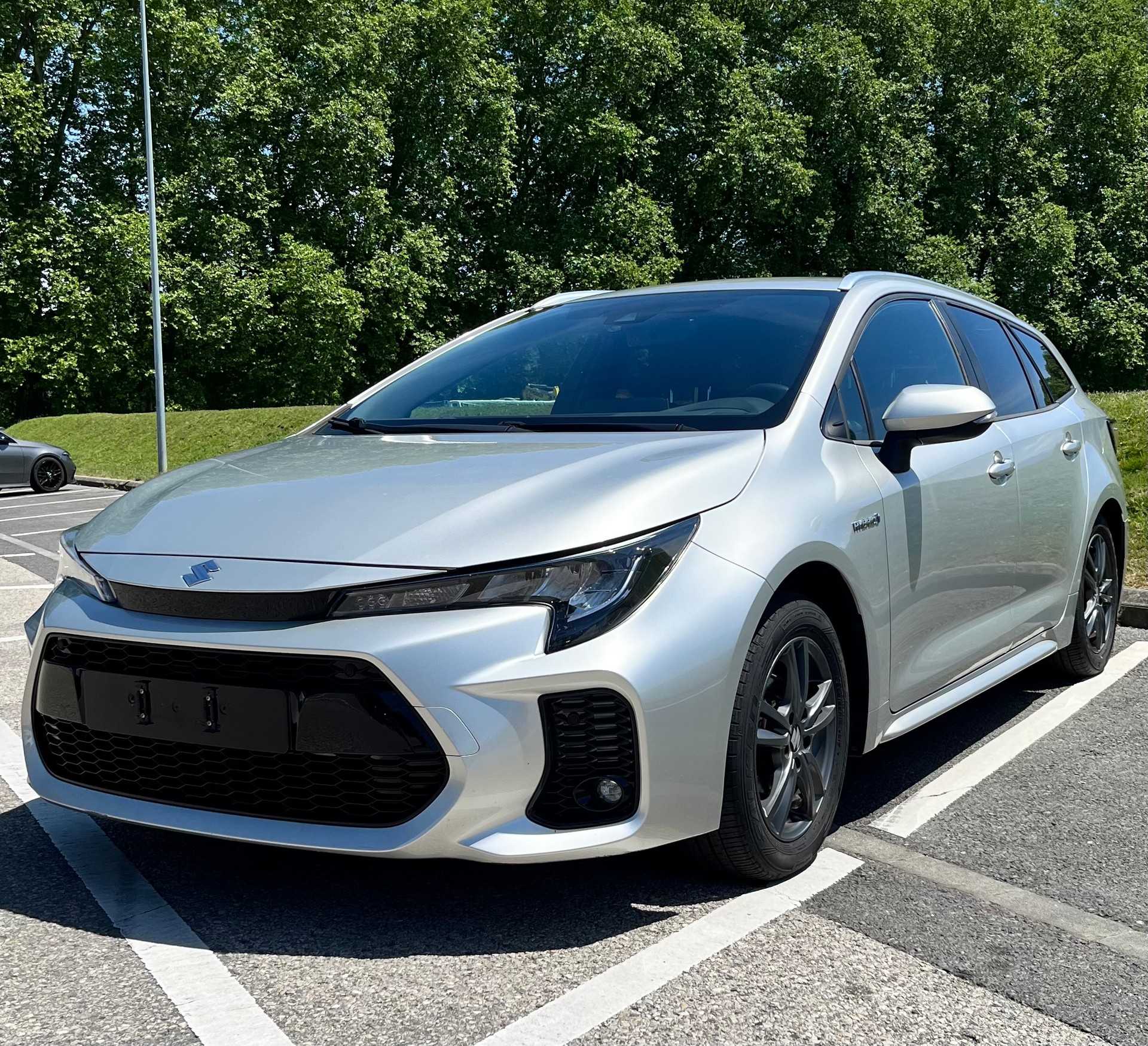 SUZUKI 1.8 Compact+ Hybrid