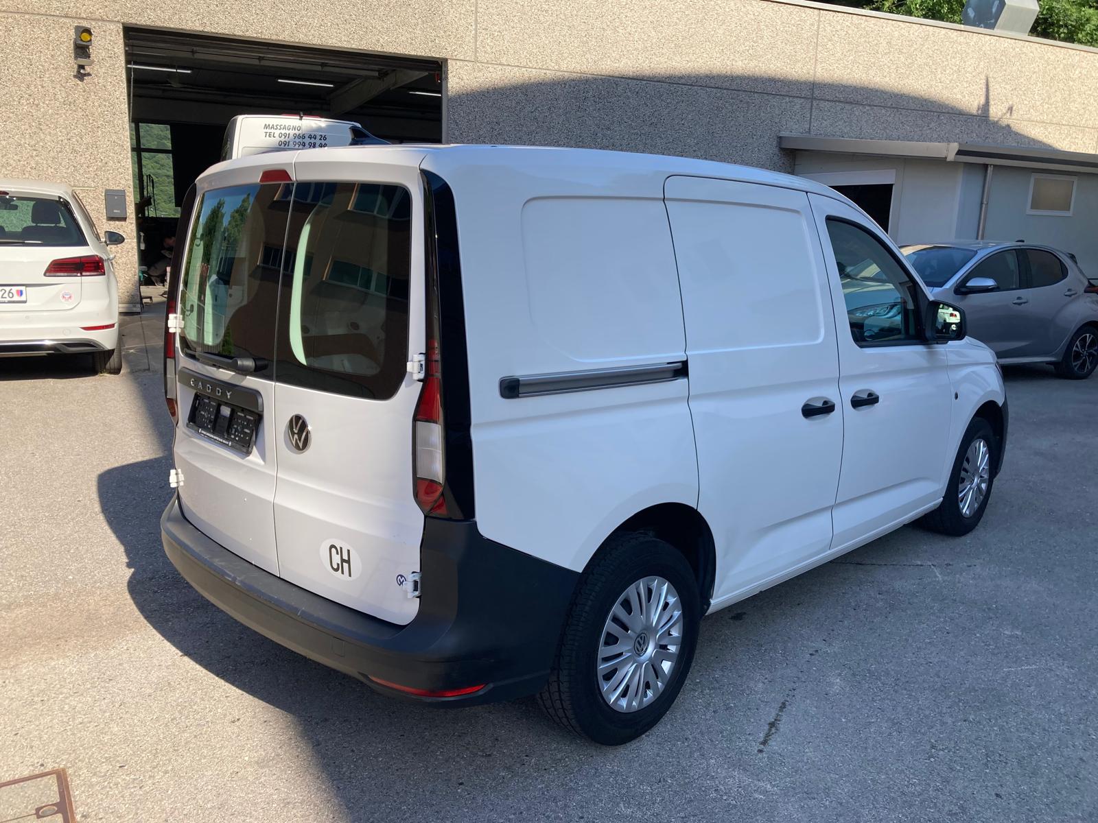 VW Caddy Cargo 2.0TDI Entry-showroom-element-3