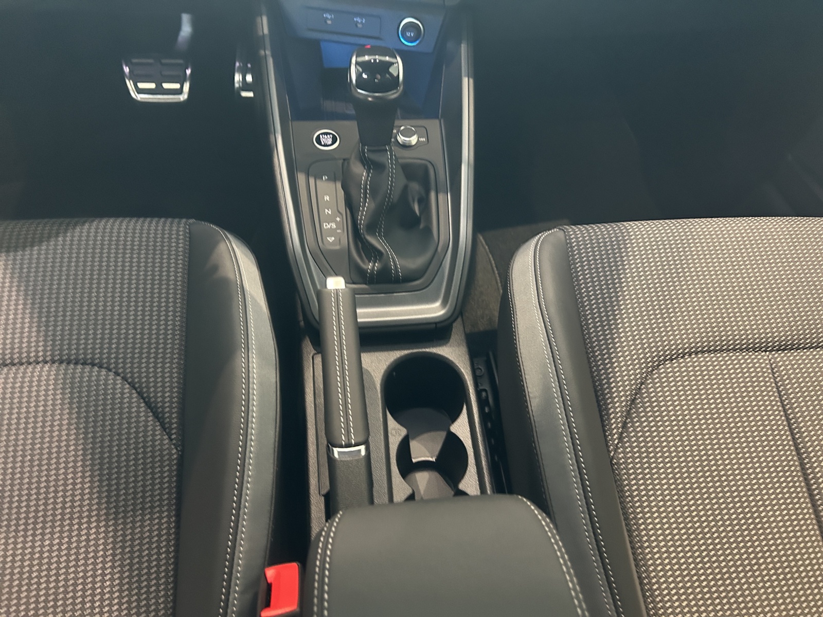 AUDI A1 Sportback 30 TFSI S Line Attraction S-tronic-image-6