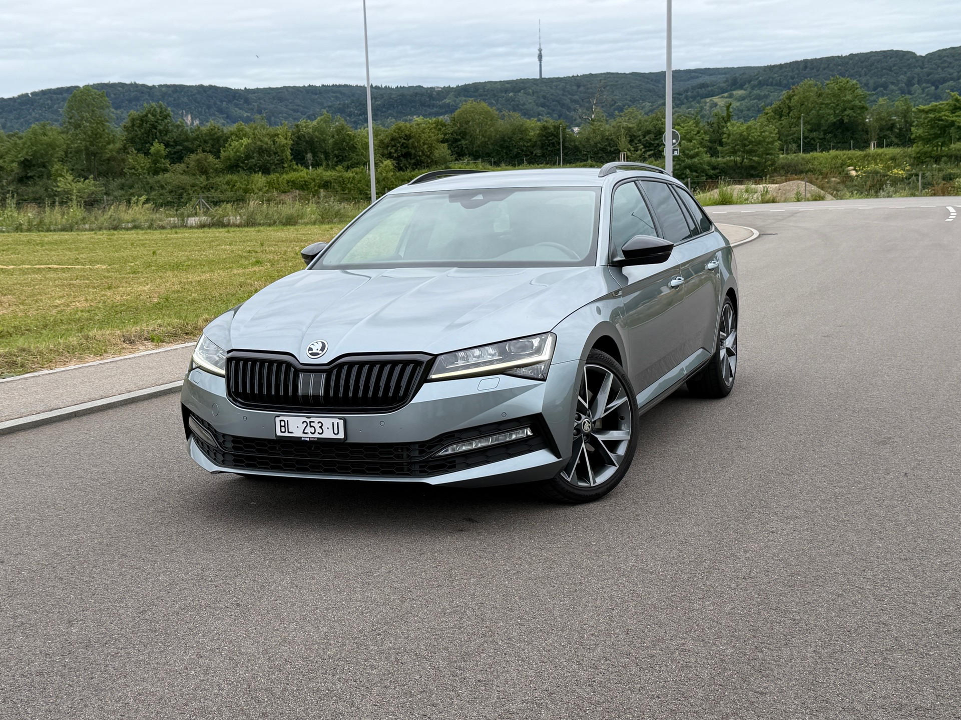 SKODA Superb Combi 2.0 TSI SportLine Plus 4x4 DSG