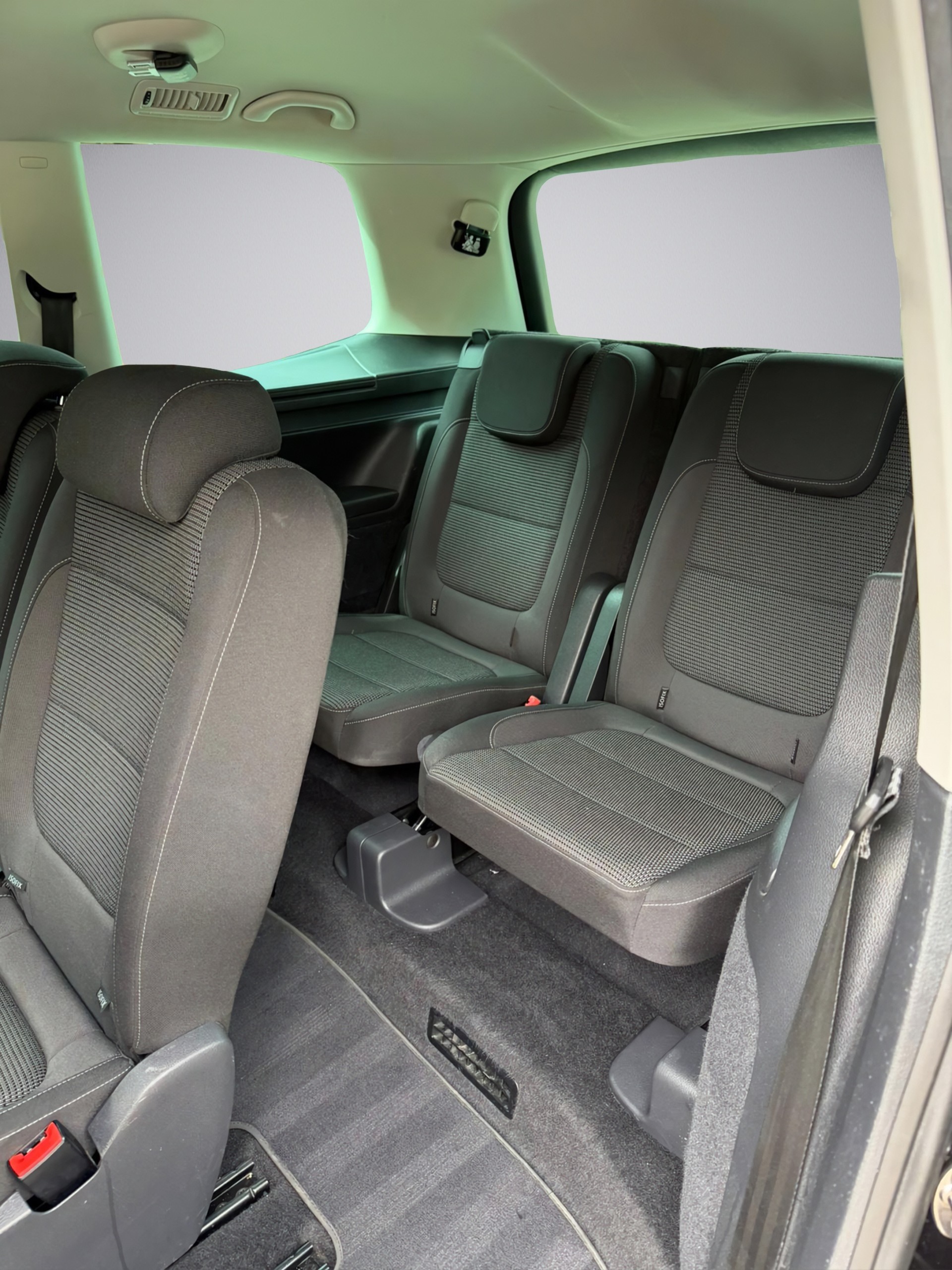VW Sharan 1.4 TSI BlMT Comfortline DSG * Facelift * 7 Plätzer * AHK *-image-11