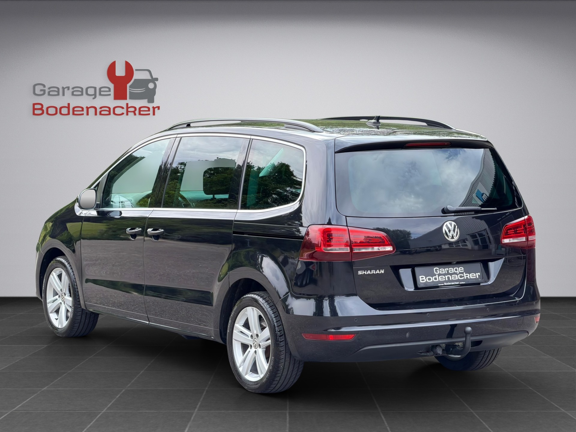 VW Sharan 1.4 TSI BlMT Comfortline DSG * Facelift * 7 Plätzer * AHK *-showroom-element-3