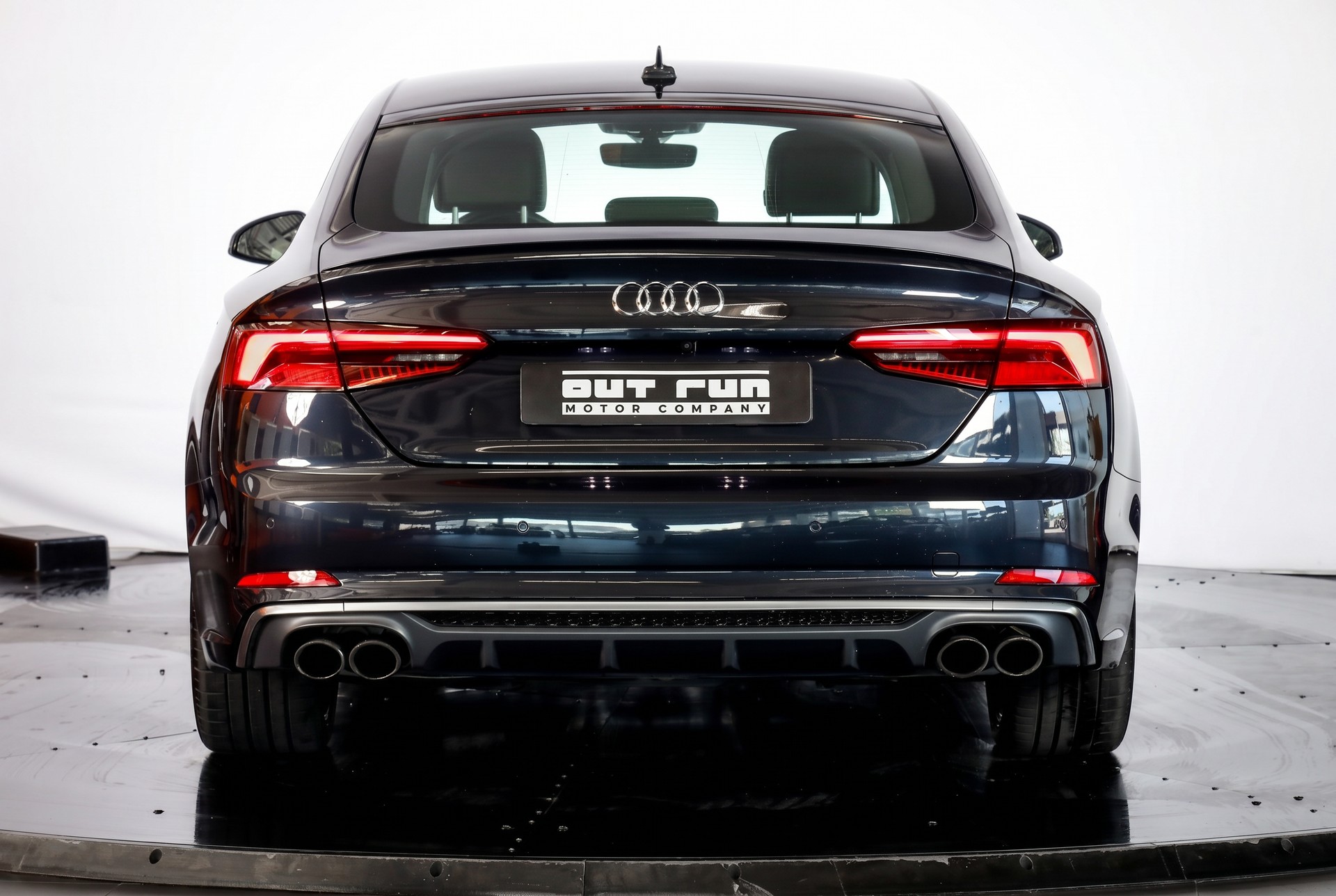 AUDI S5 Sportback 3.0 TFSI quattro tiptronic-image-2