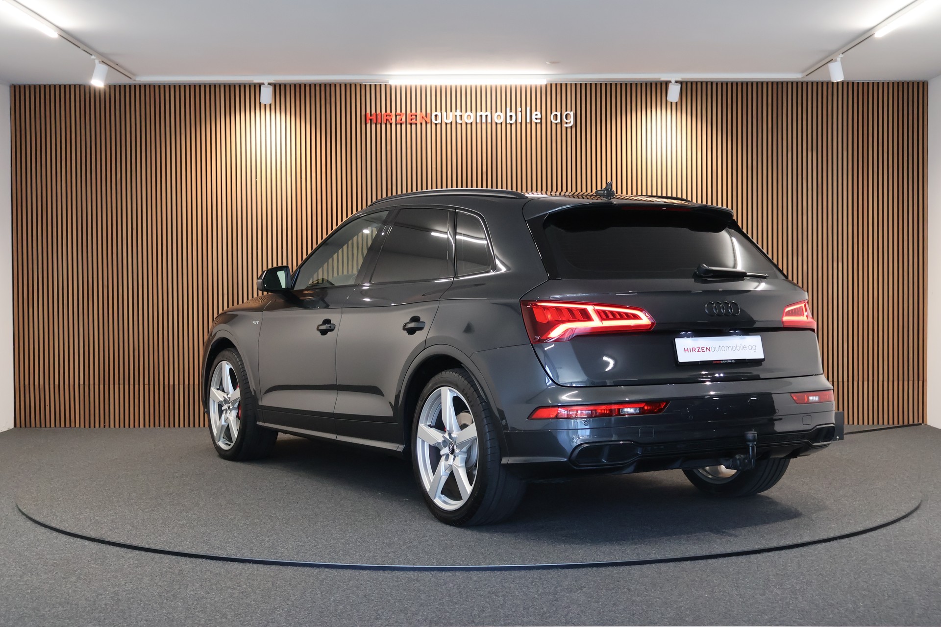 AUDI SQ5 3.0 TFSI quattro S-tronic-showroom-element-2