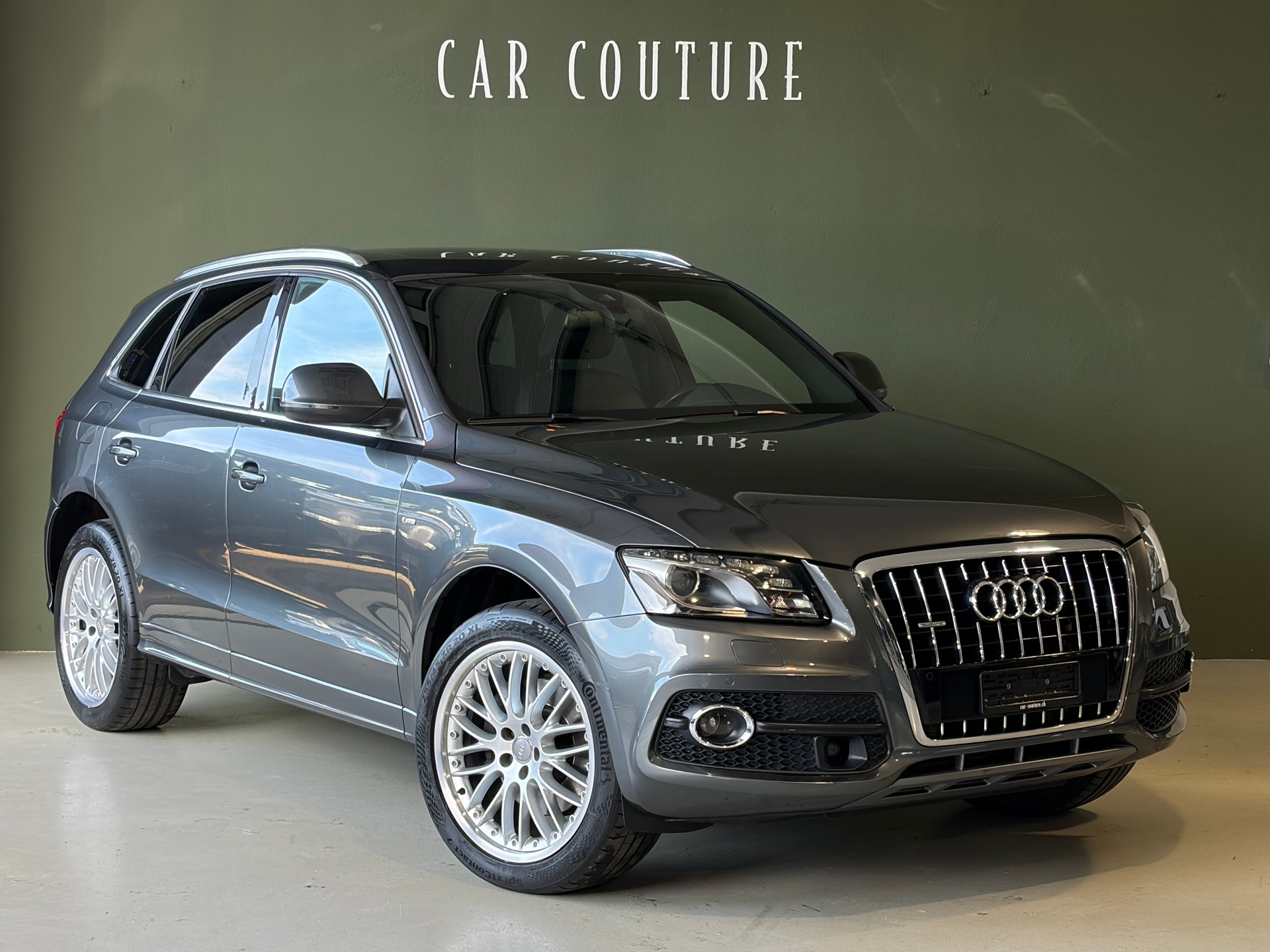 AUDI Q5 3.2 FSI Quattro S-Line ***Standheizung***Ab MFK***-showroom-element-2