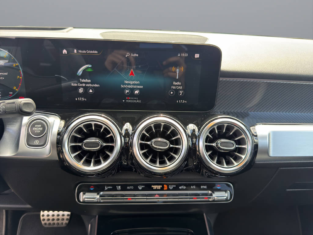MERCEDES-BENZ GLB 35 AMG 4matic-image-10