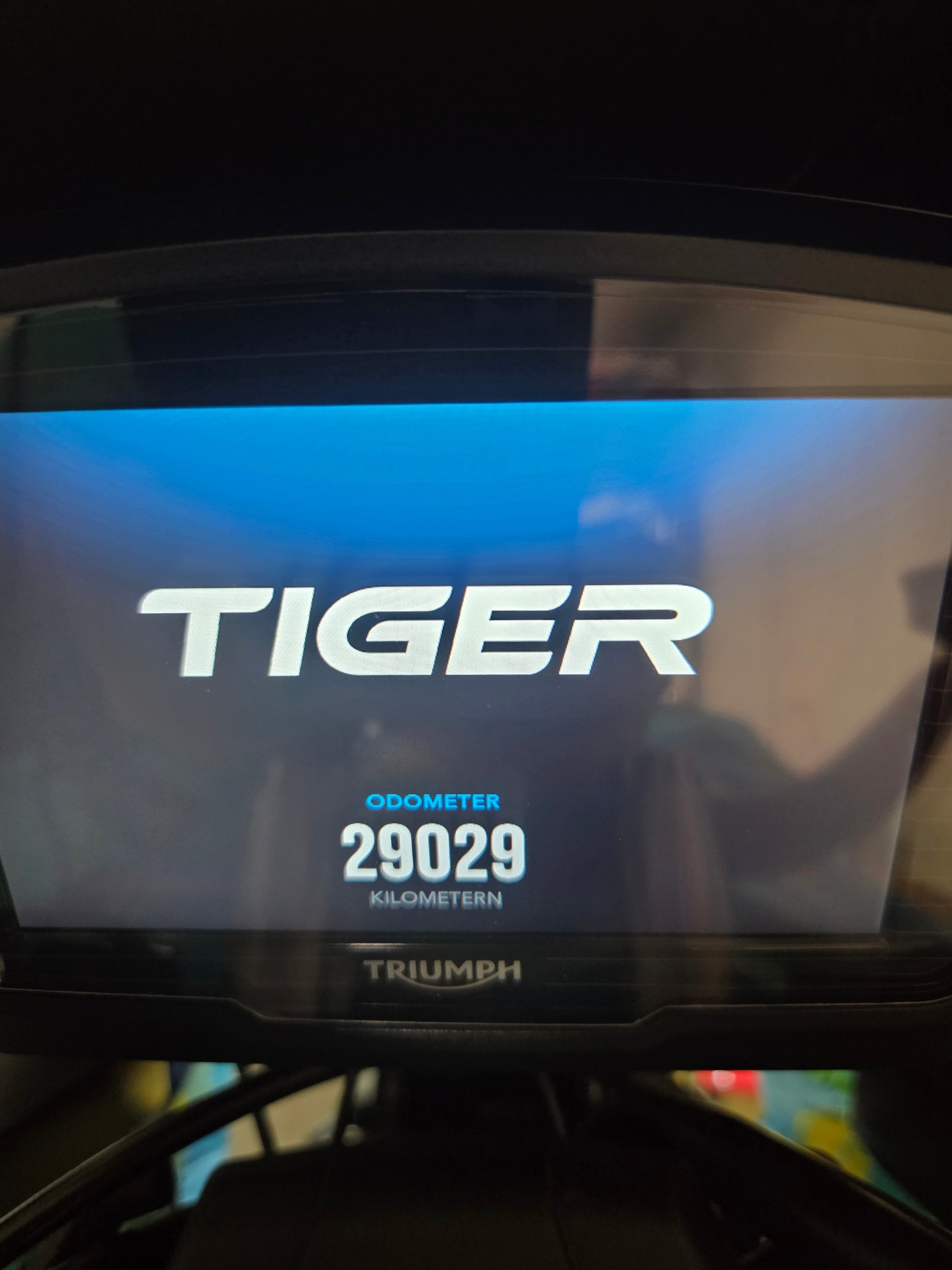 TRIUMPH Tiger 1200 Alpine Edition-image-3