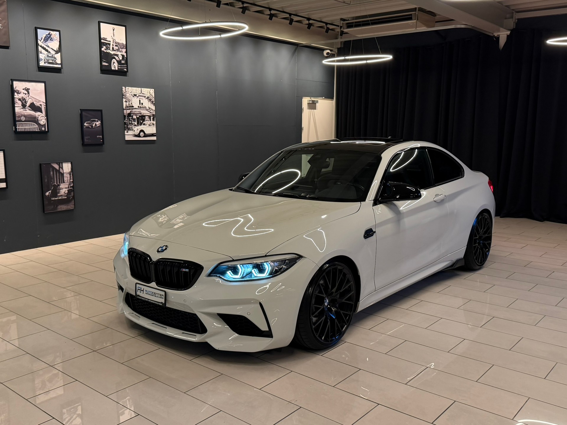 BMW M2 Competition Drivelogic-showroom-element-2