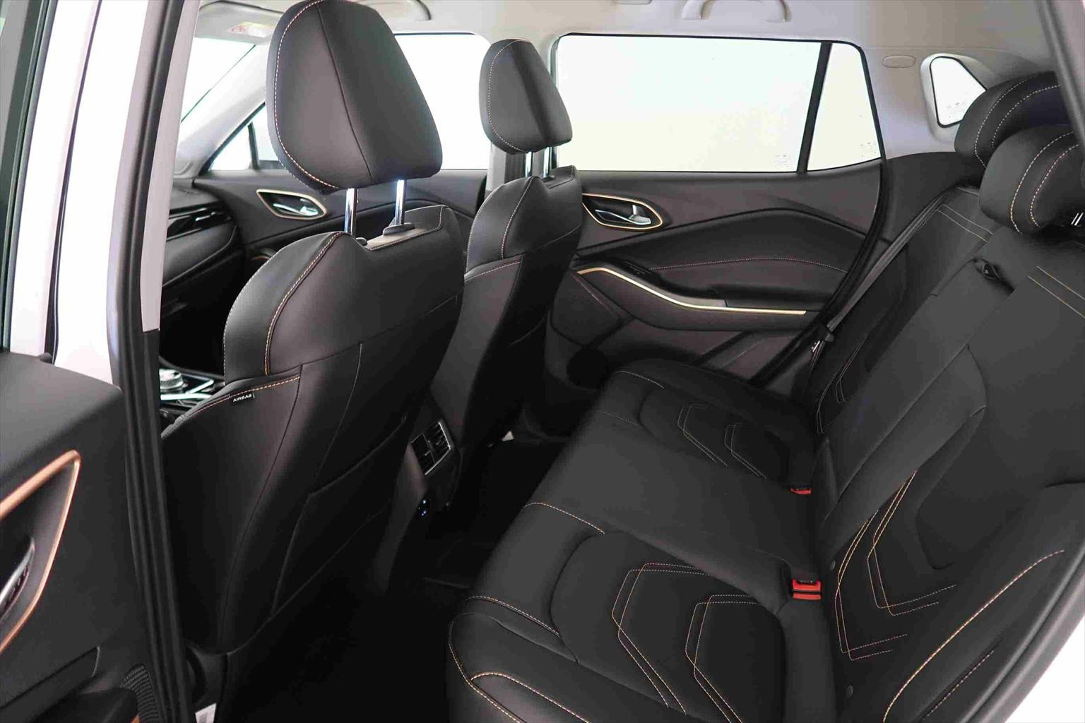 JAC e-JS4 EV Elektro Automat SUV-image-6