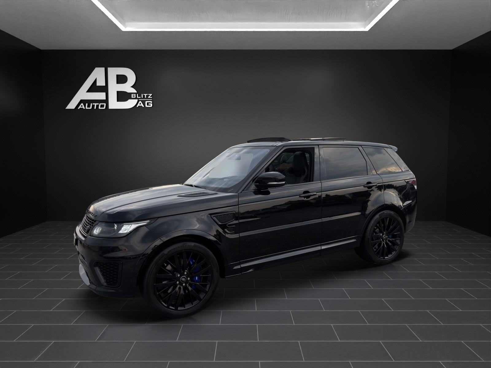LAND ROVER Range Rover Sport 5.0 V8 SVR mit 550 PS-showroom-element-1