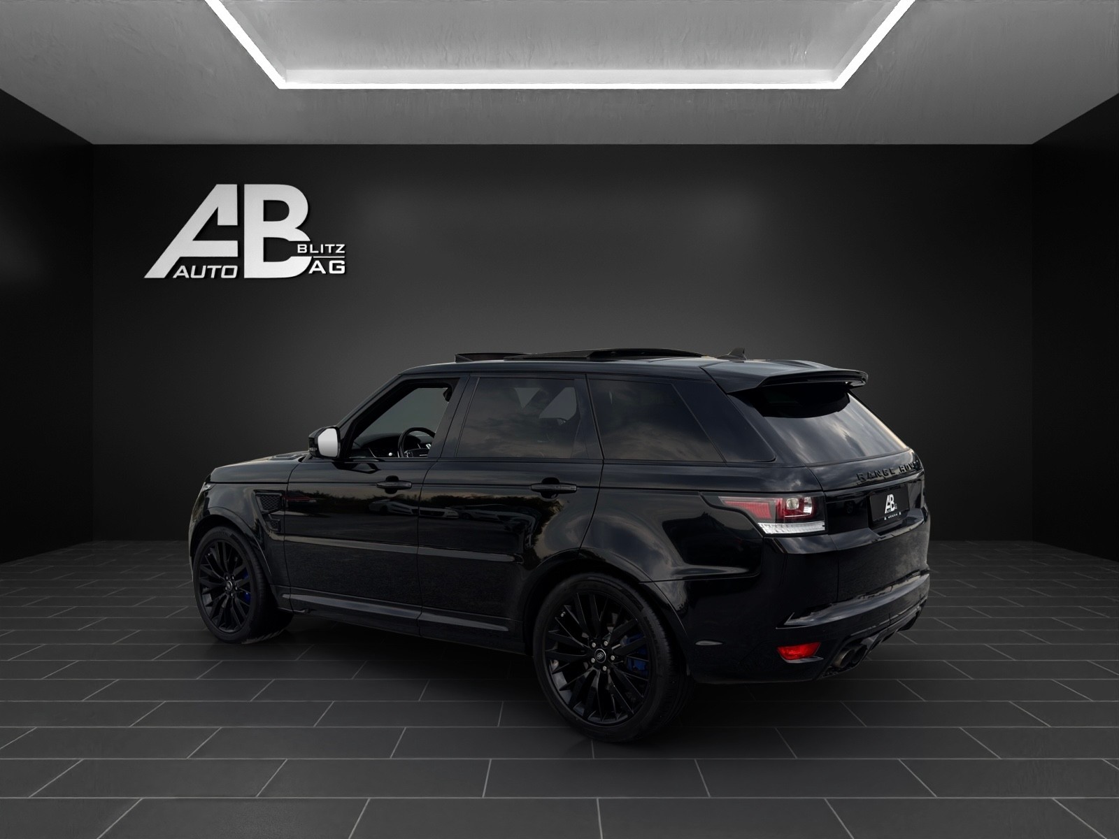 LAND ROVER Range Rover Sport 5.0 V8 SVR mit 550 PS-showroom-element-2
