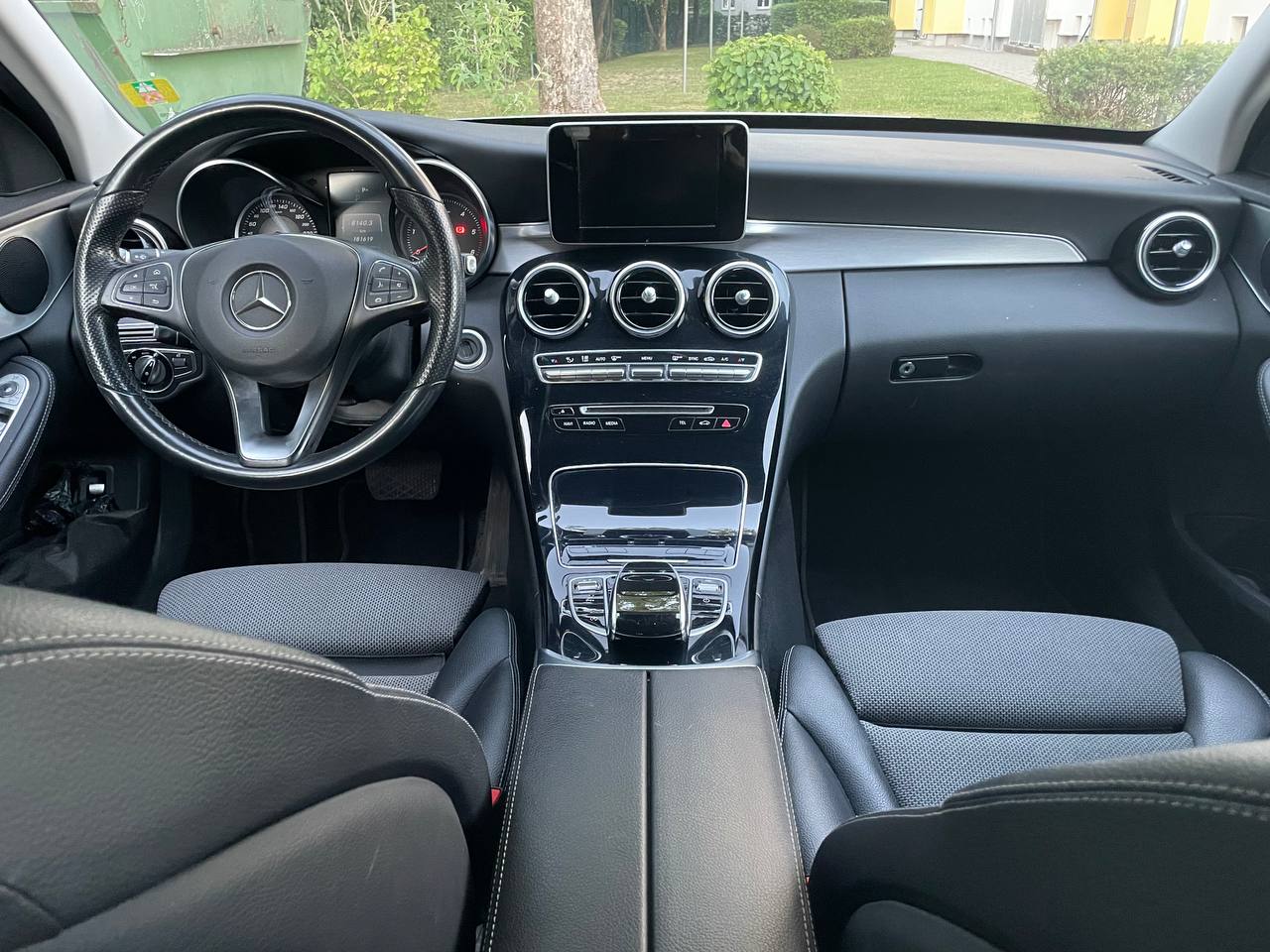MERCEDES-BENZ C Klasse-image-5