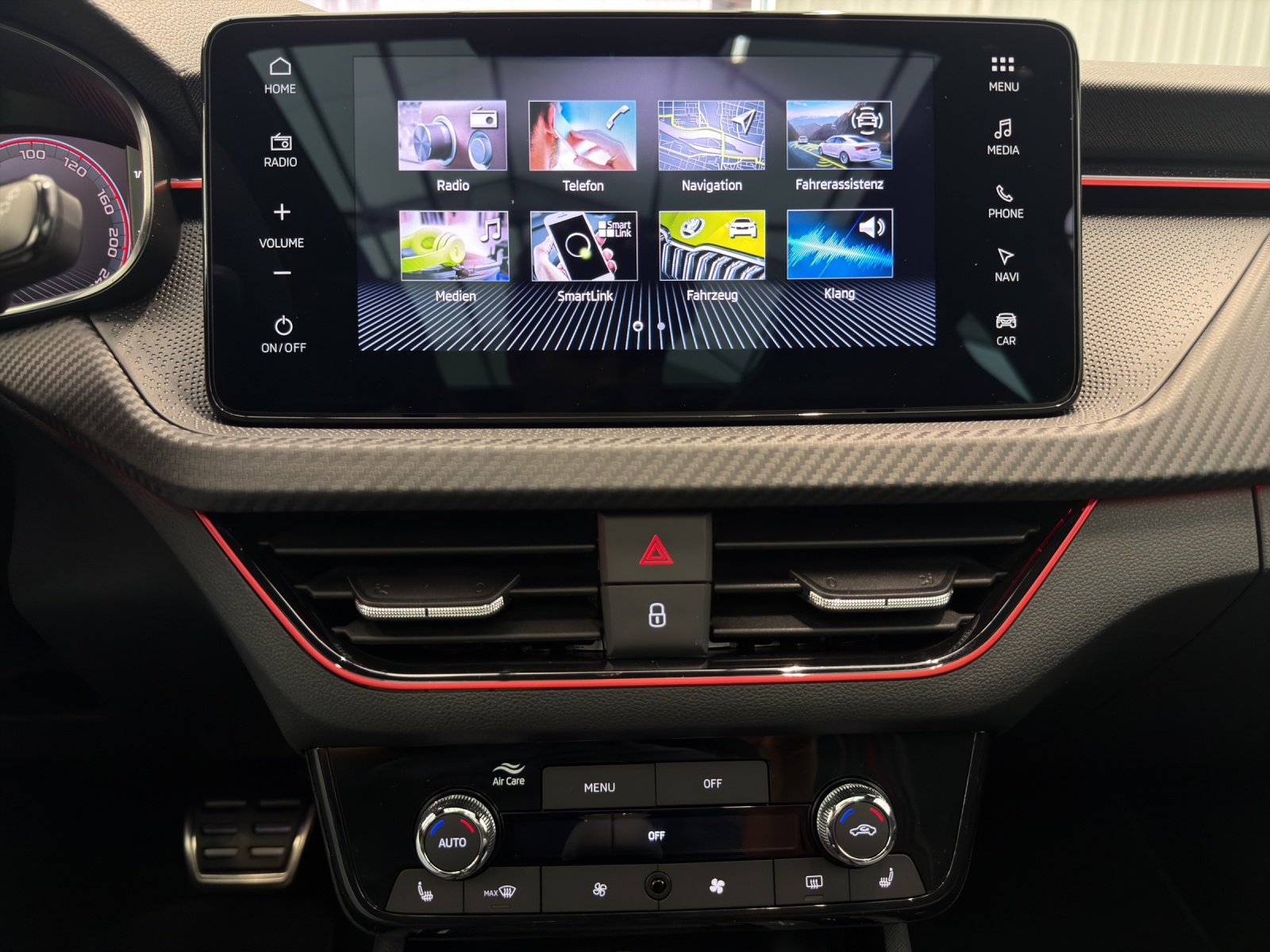 SKODA Scala 1.5 TSI Monte Carlo DSG - Travel-Assistent - Matrix-LED-image-10