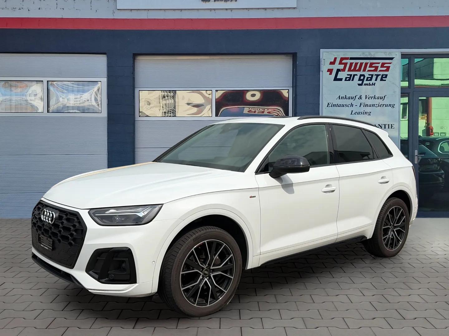 AUDI Q5 40 TDI S line quattro S-tronic mit Panoramadach & 5J Werksgarantie oder bis 100000km-showroom-element-3