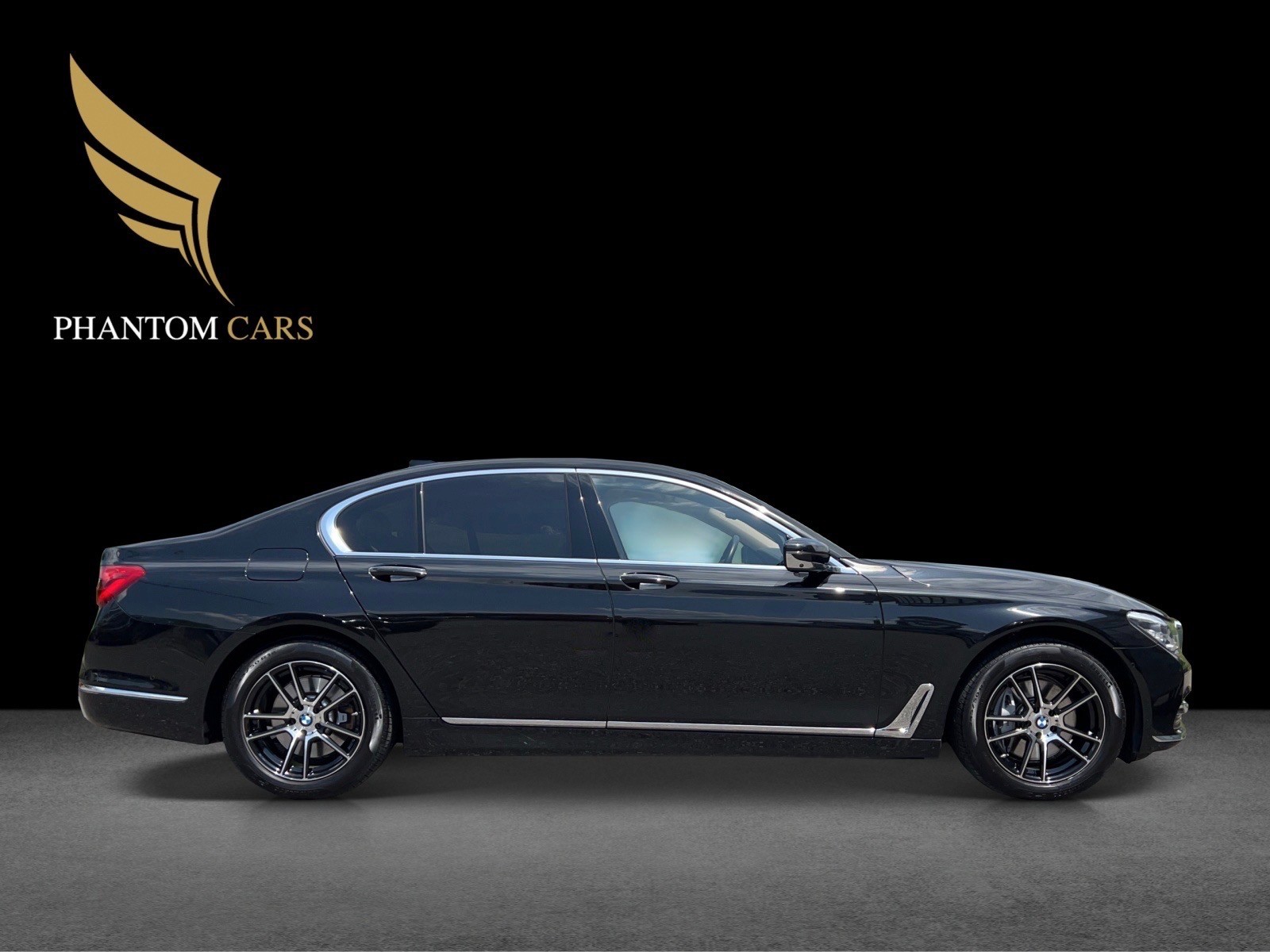 BMW 730d xDrive Steptronic-showroom-element-1