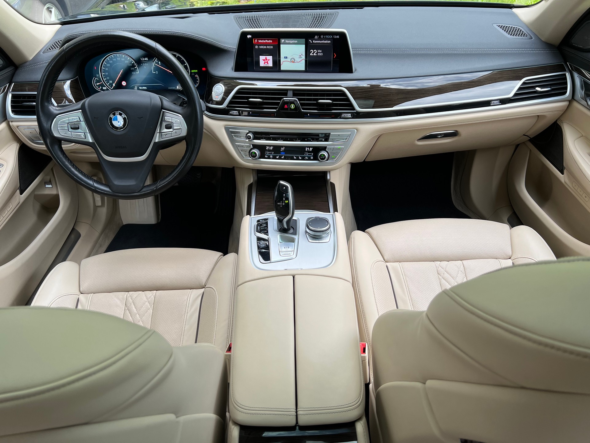 BMW 730d xDrive Steptronic-image-15