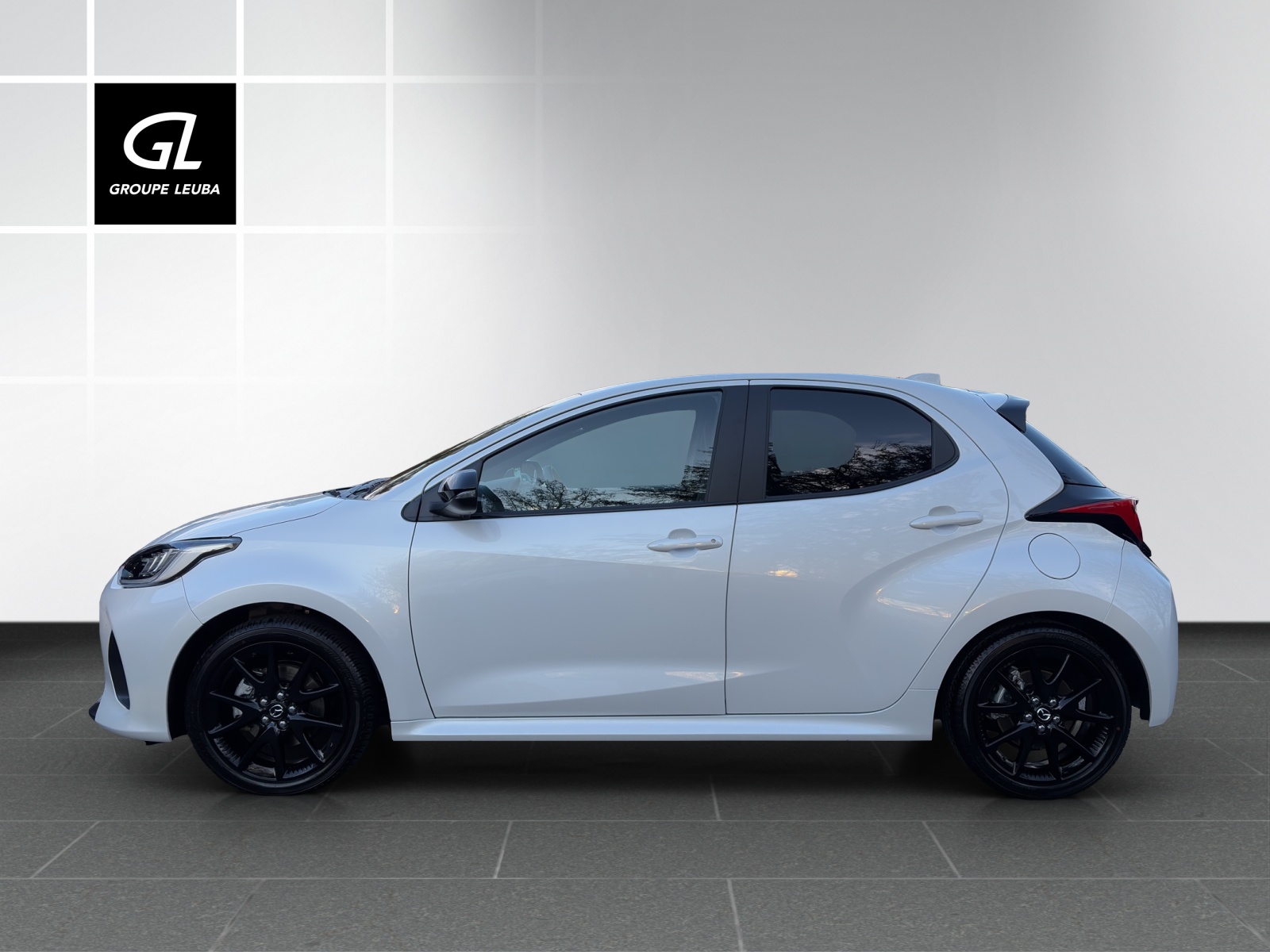 MAZDA 2 Hybrid Homura-showroom-element-2