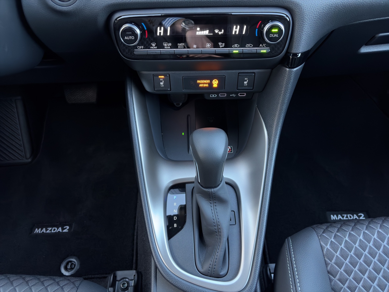 MAZDA 2 Hybrid Homura-image-16