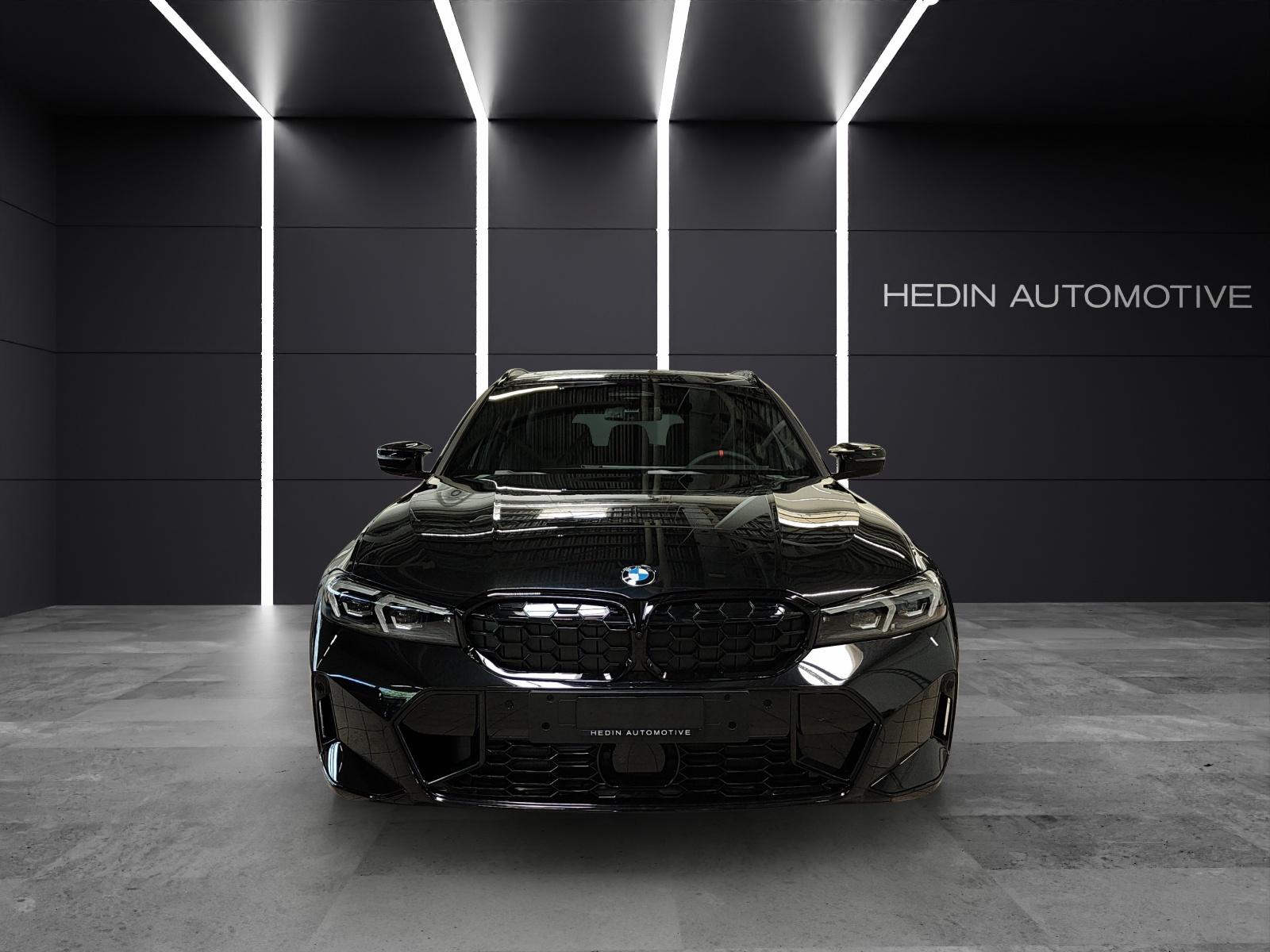 BMW M340i xDrive Touring-showroom-element-2