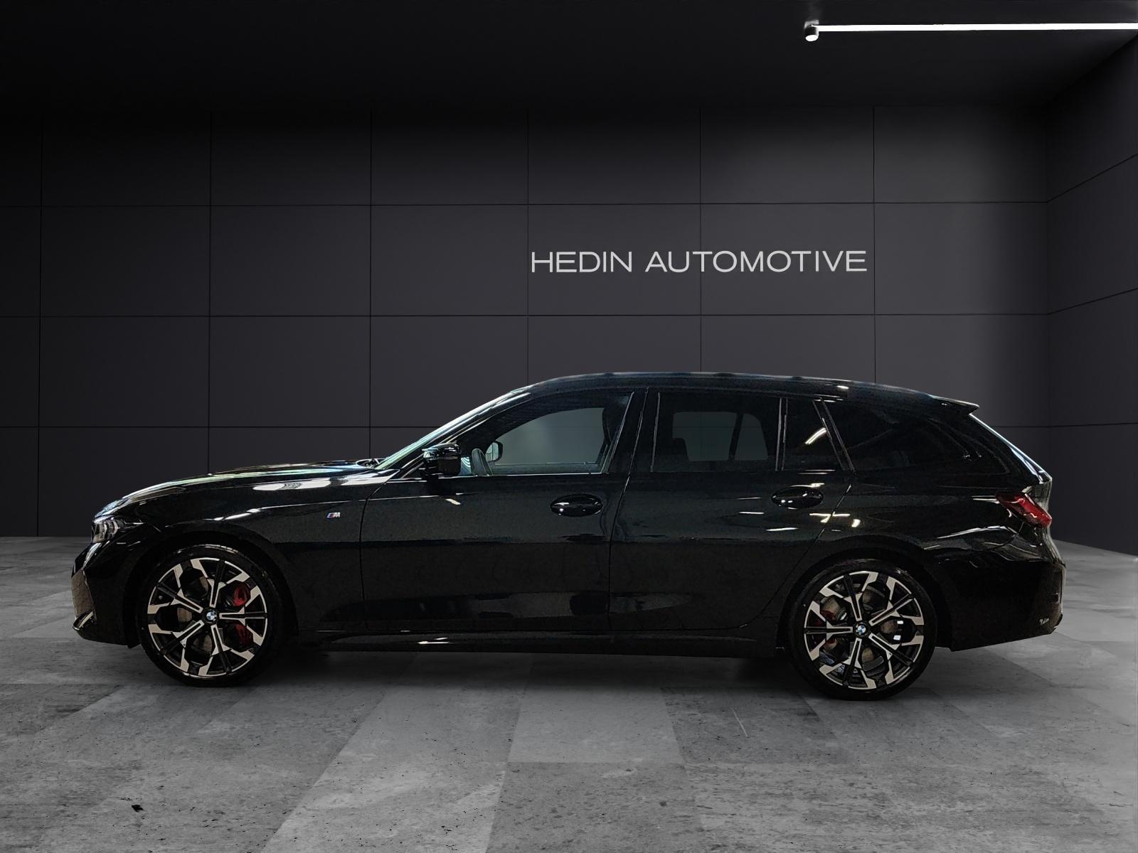 BMW M340i xDrive Touring-showroom-element-1