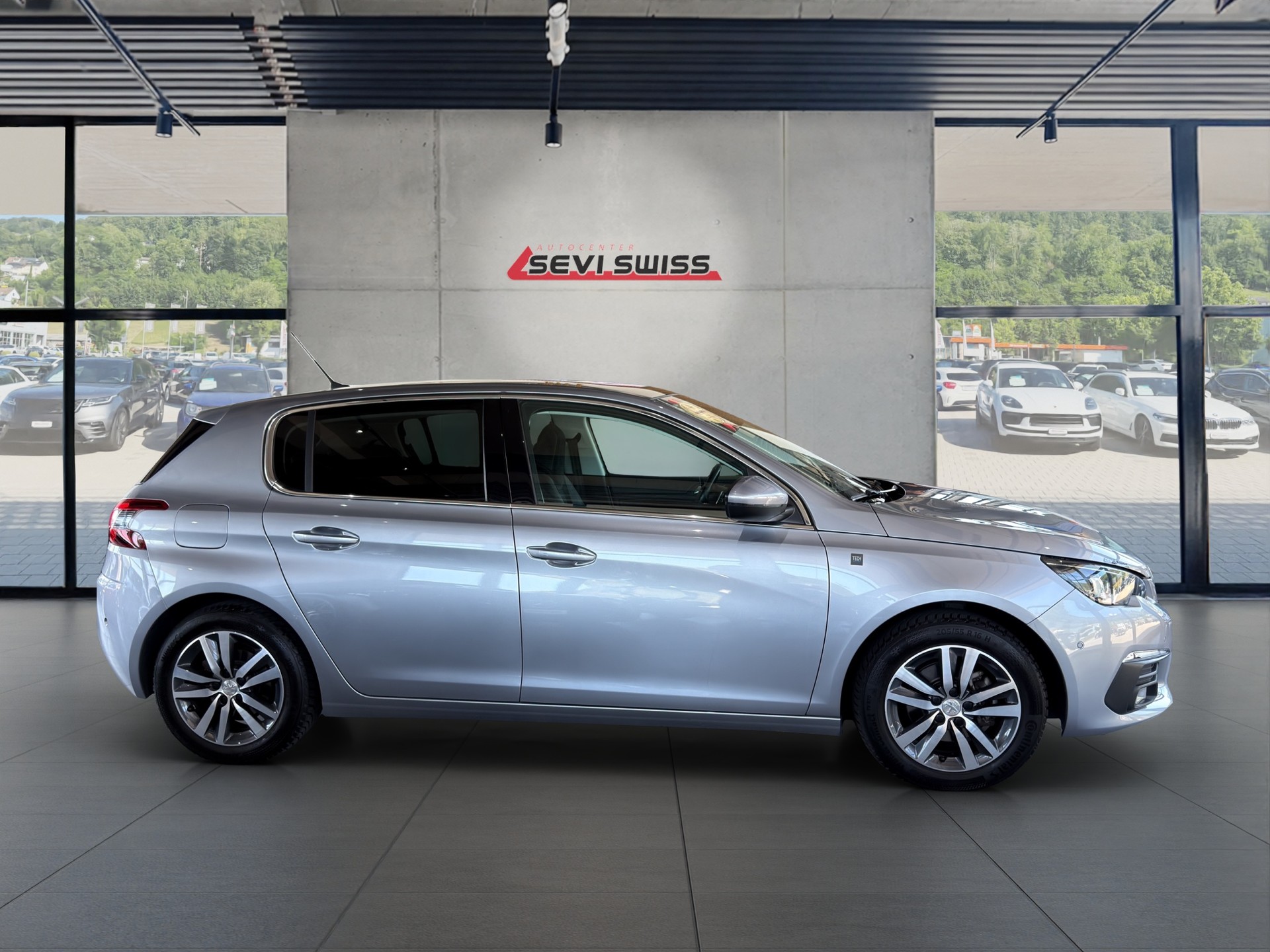PEUGEOT 308 1.5 BlueHDI Tech Edition EAT8*Ab MFK,1 Jahr oder 20000km Garantie auf Motor und Getriebe inkl.*-showroom-element-1