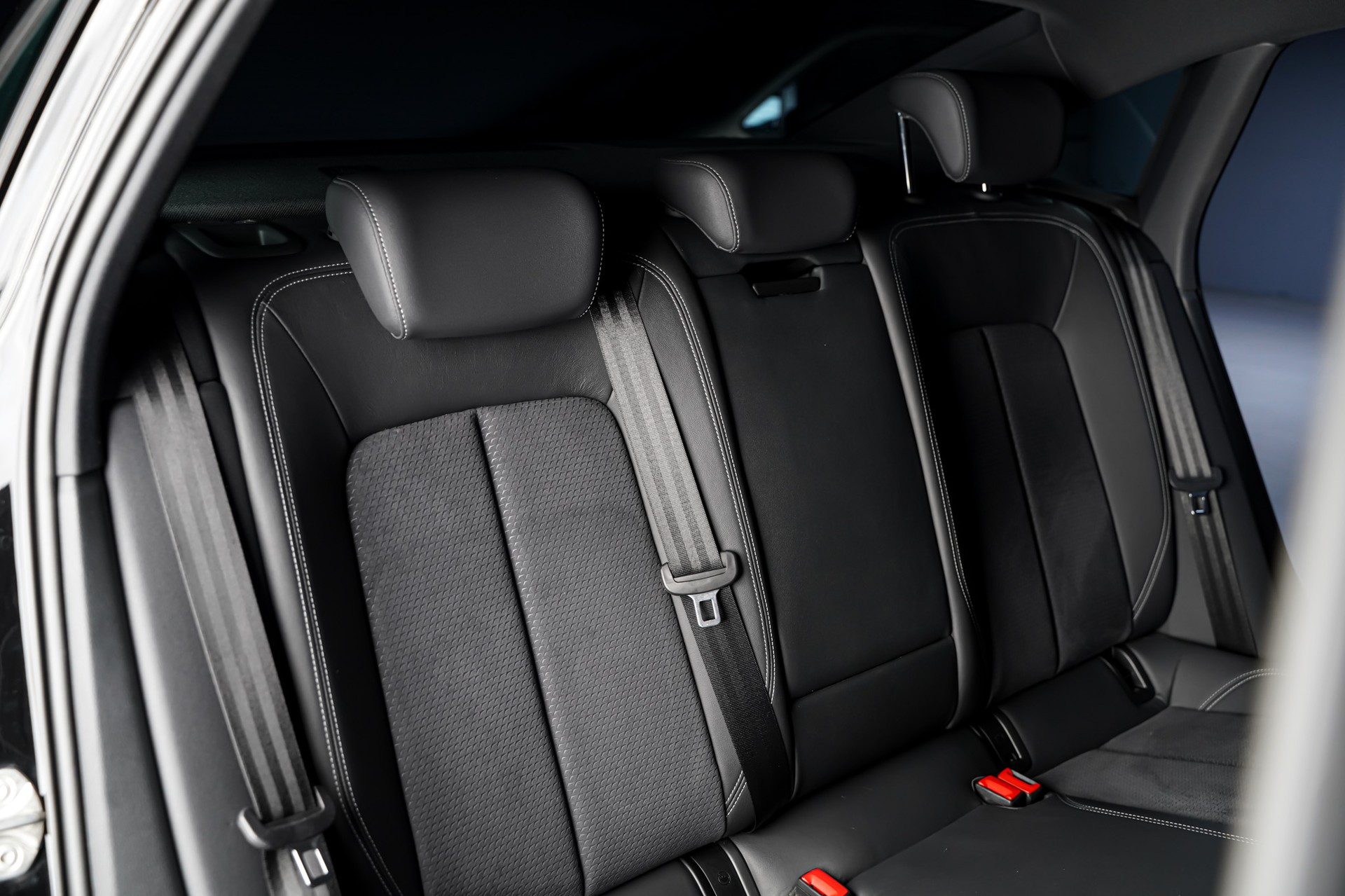 AUDI S6 Limousine 3.0 TDI quattro tiptronic-image-15