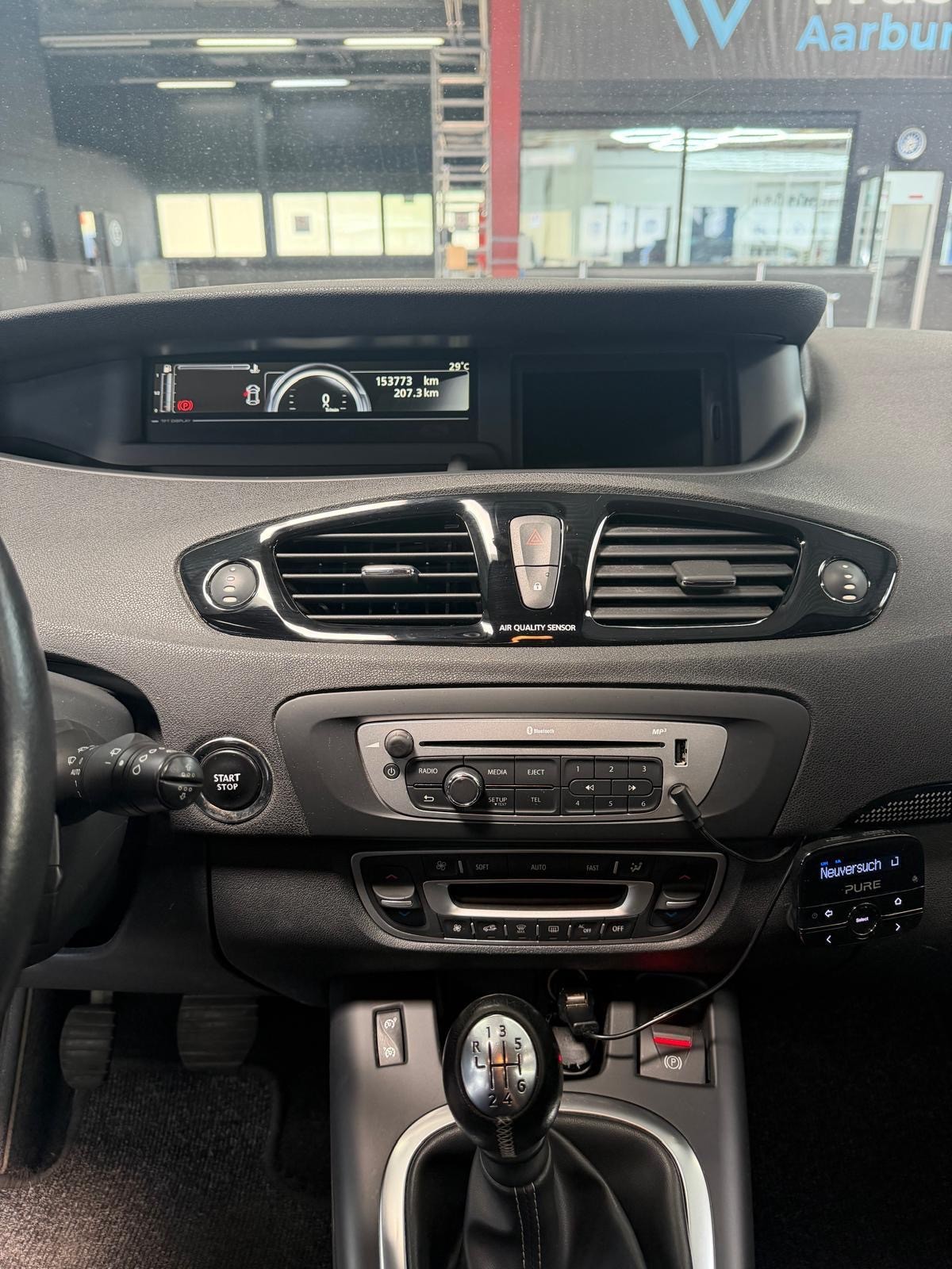 RENAULT Scénic 1.2 16V Turbo Swiss Edition "mit Garantie abschliessbar"-image-4