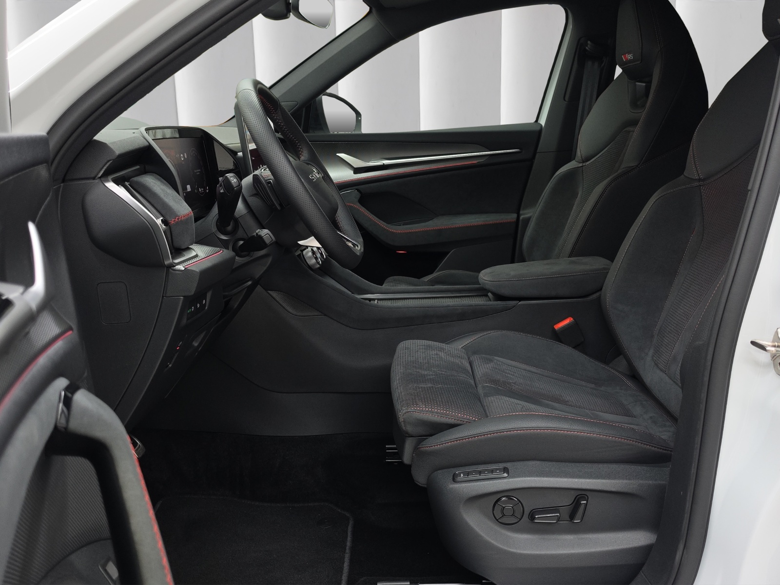 SKODA Kodiaq 2.0 TSI RS-image-10