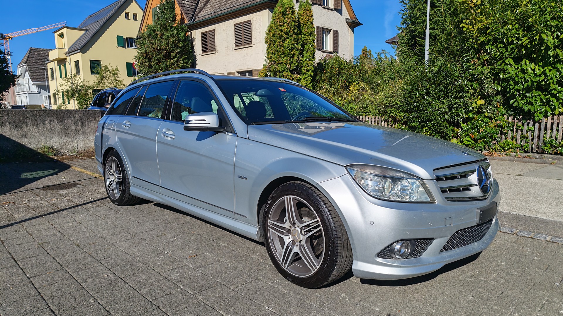 MERCEDES-BENZ C 180 CGI BlueEfficiency Avantgarde Automatic