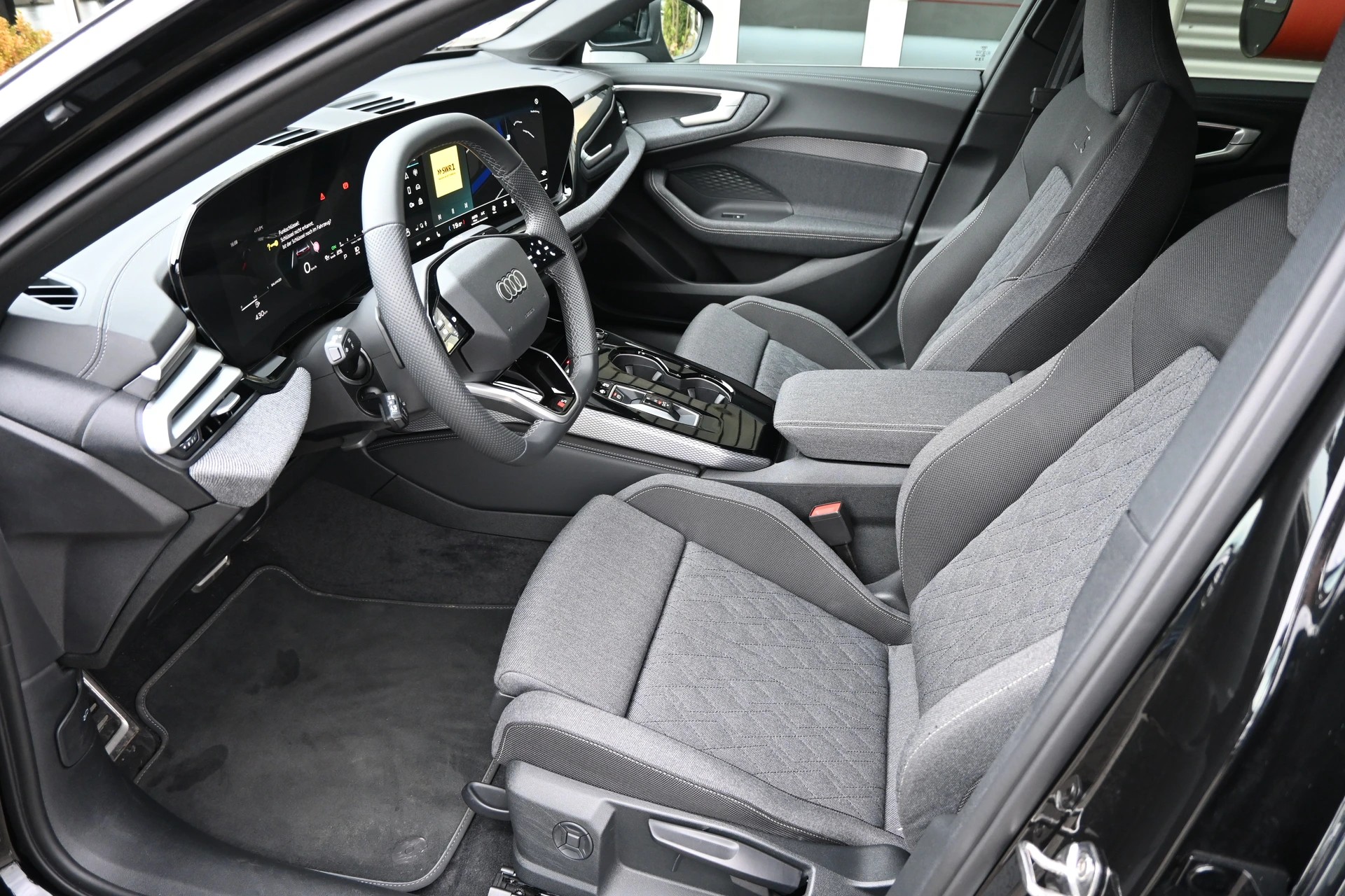AUDI A5 Avant 40 TFSI S-Line Plus S tronic + 204PS-image-8