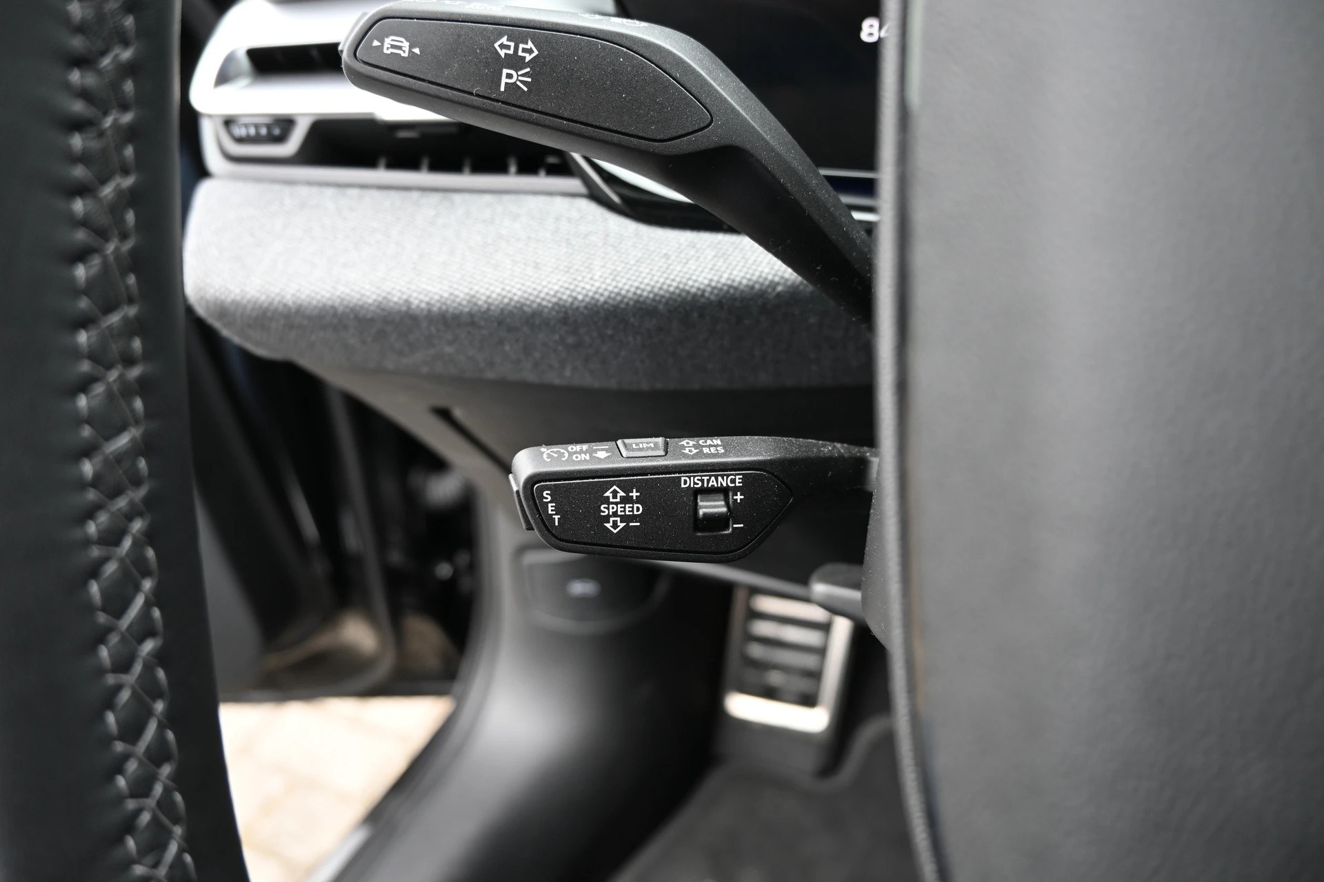 AUDI A5 Avant 40 TFSI S-Line Plus S tronic + 204PS-image-15