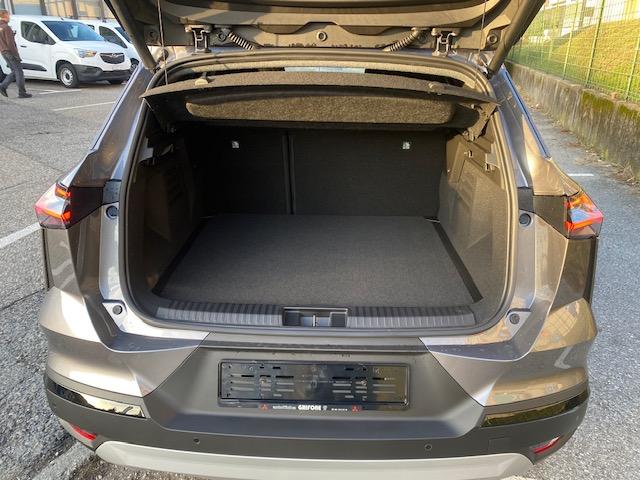 MITSUBISHI Grandis 1.8 HEV Intense-image-4