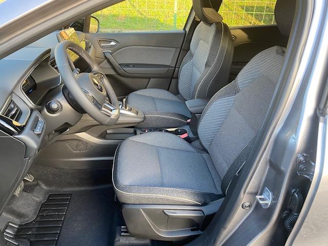 MITSUBISHI Grandis 1.8 HEV Intense-image-15