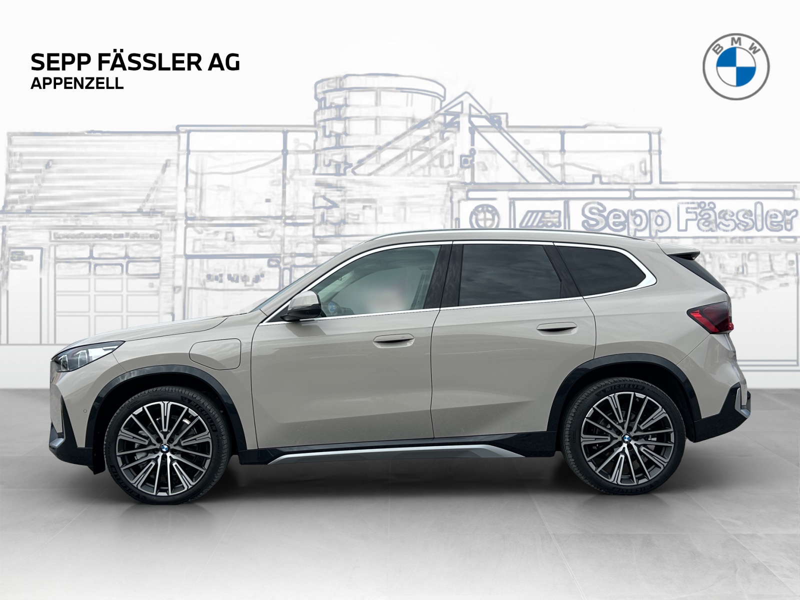 BMW X1 xDrive30e-showroom-element-1
