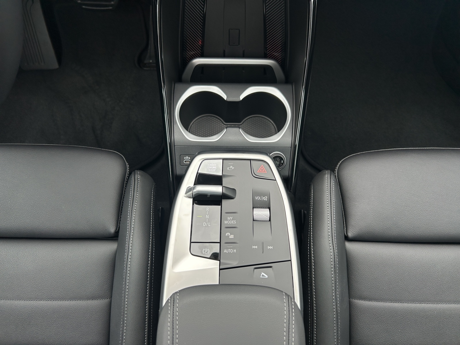 BMW X1 xDrive30e-image-12