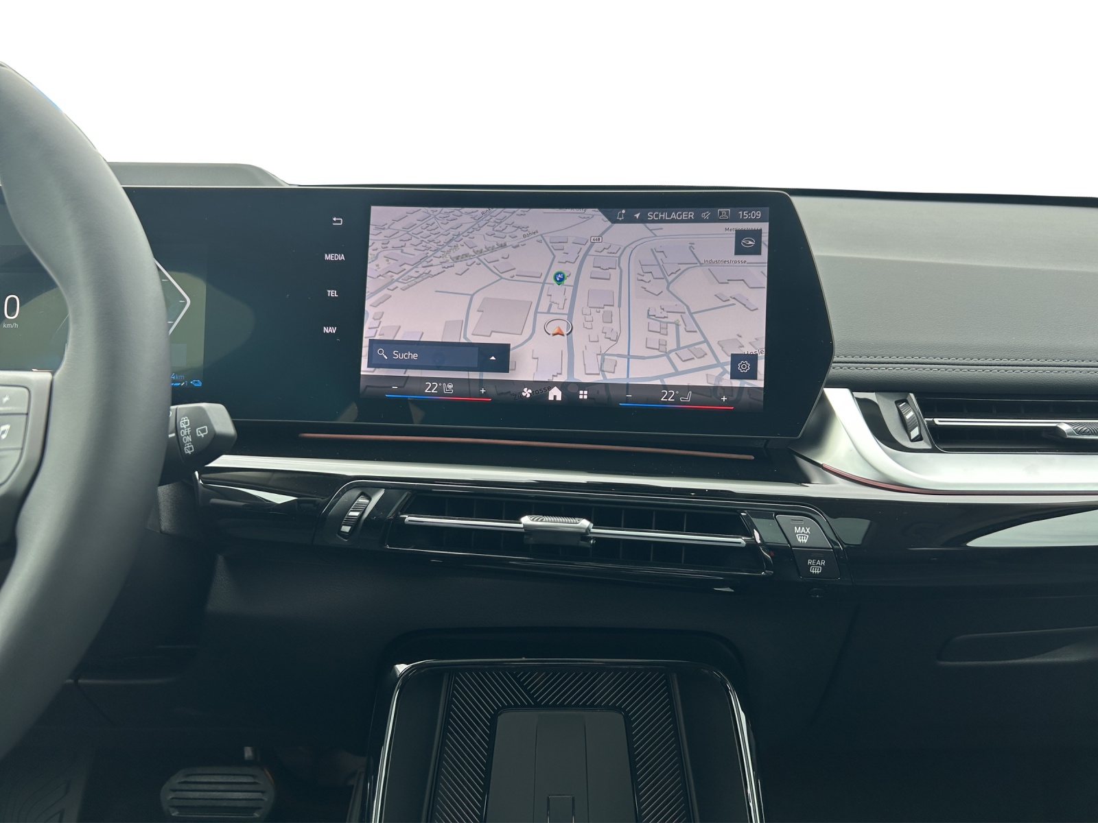 BMW X1 xDrive30e-image-13