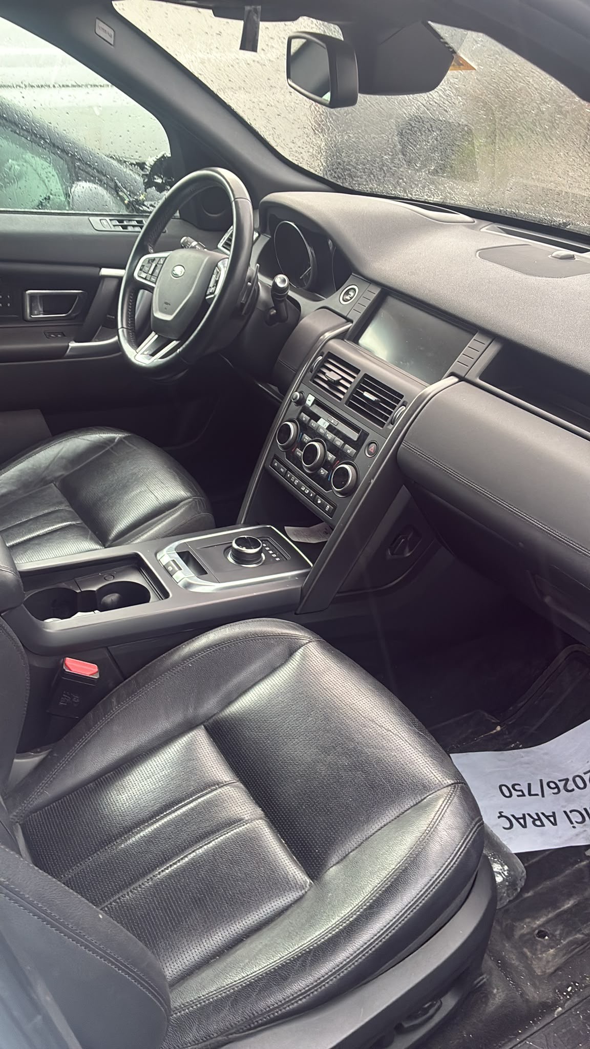 LAND ROVER Discovery Sport 2.0 TD4 HSE AT9-showroom-element-3