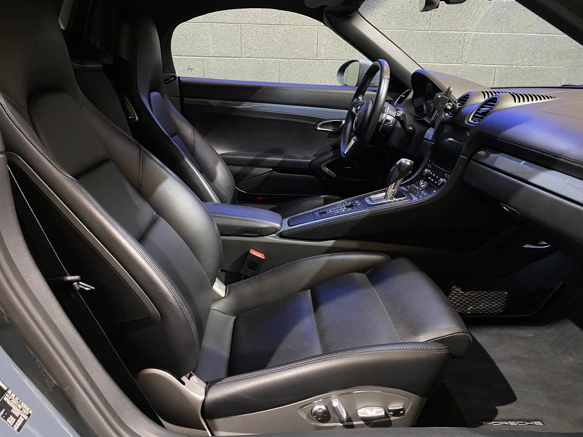 PORSCHE 718 Boxster S 2.5 PDK-image-23