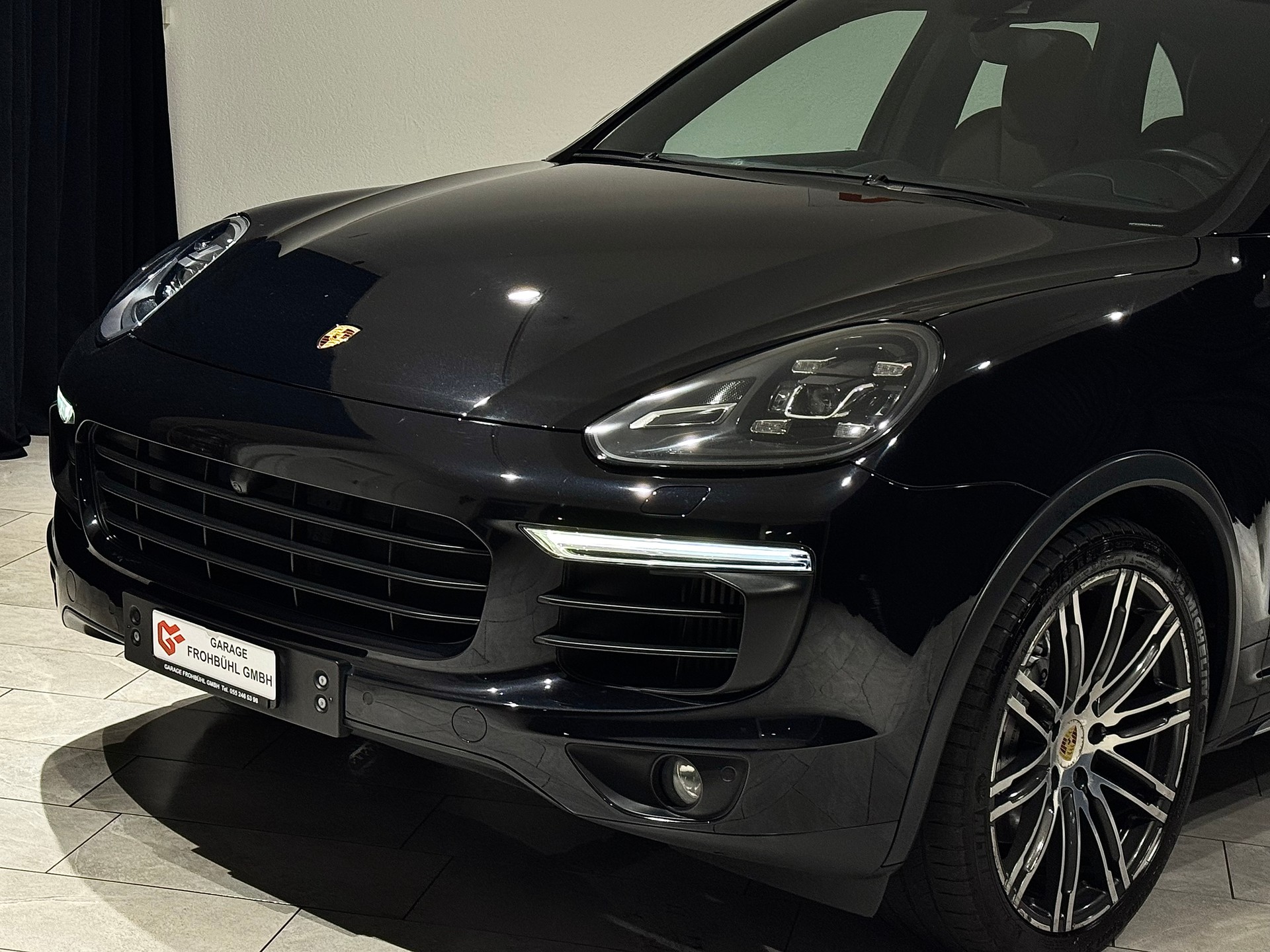 PORSCHE Cayenne S | 1.Hand | Approved Garantie |-image-10